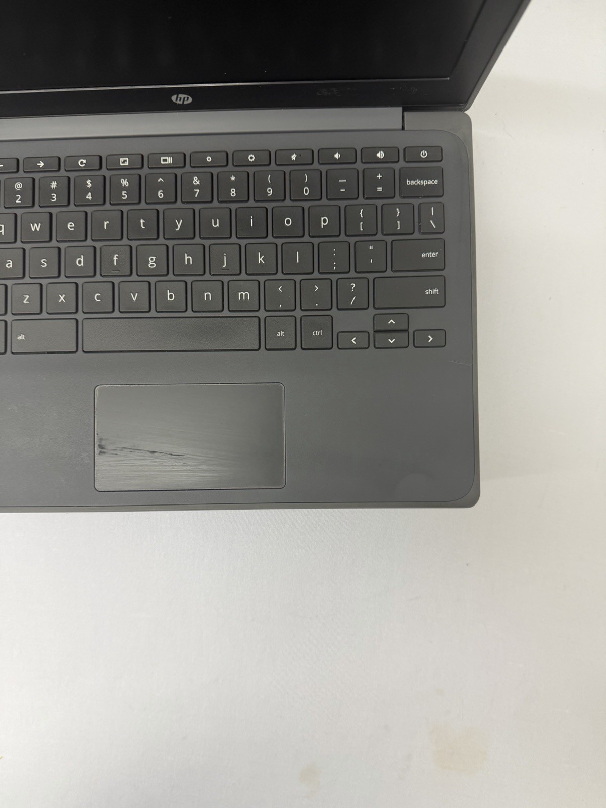 HP Chromebook 11 G8EE Laptop – Good Screen – Intel Celeron N4020 – Read Des