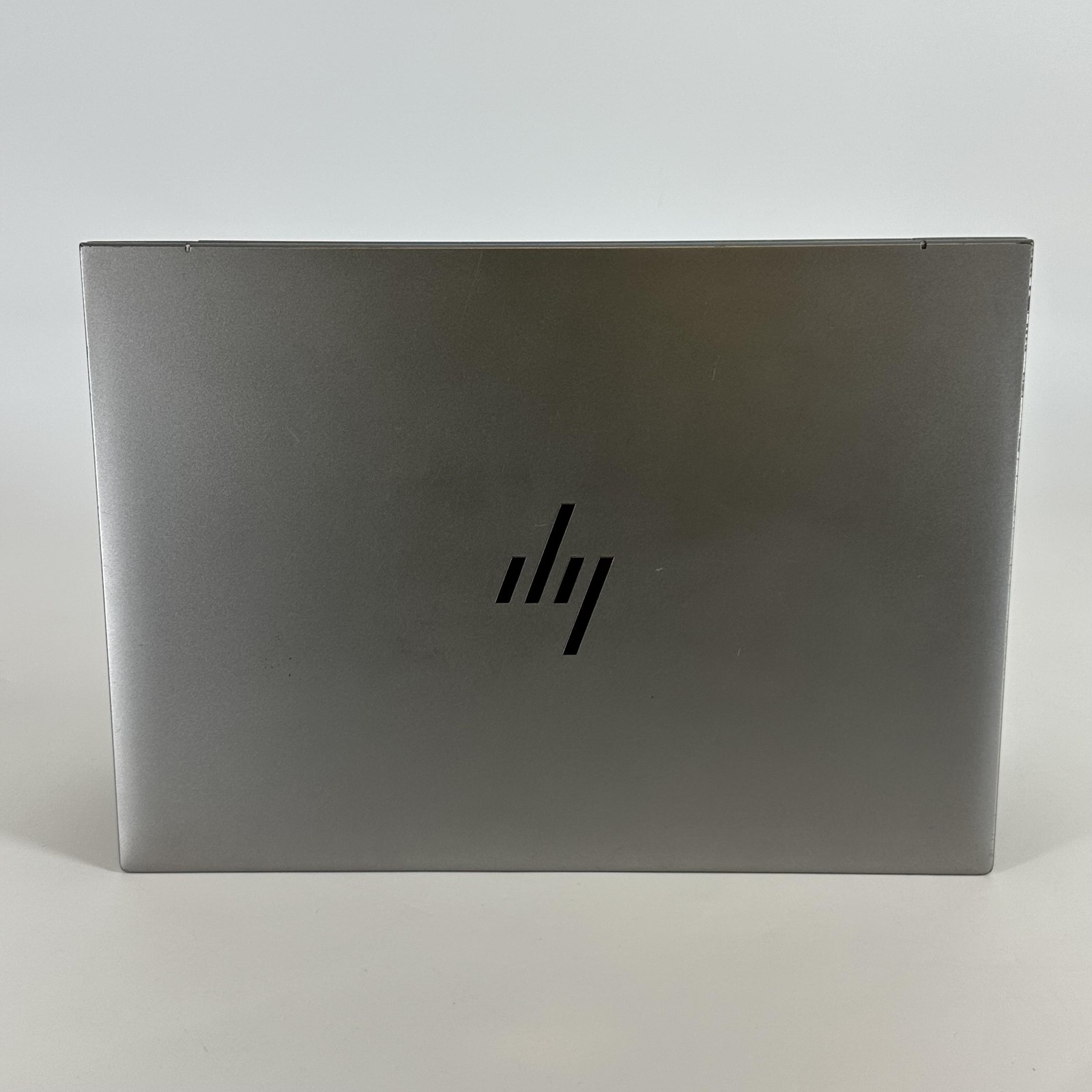 HP ZBook Firefly 14 G10 Gray FHD+ 1.9 GHz i7-1370P 16GB RAM 512GB SSD Good