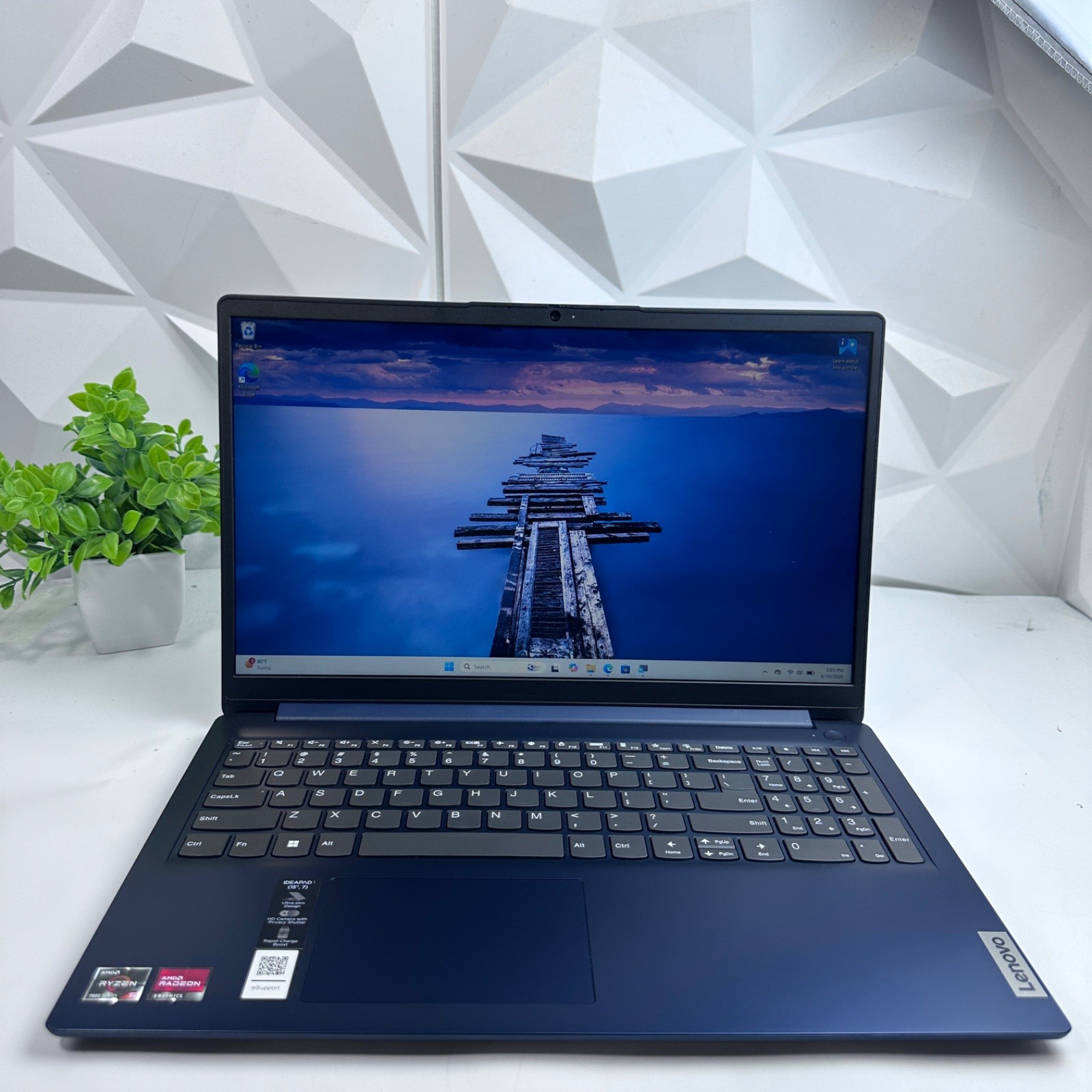 Lenovo IdeaPad 1 15 Laptop, 15.6″ FHD, Ryzen 5 7520U, 8GB, 256GB SSD