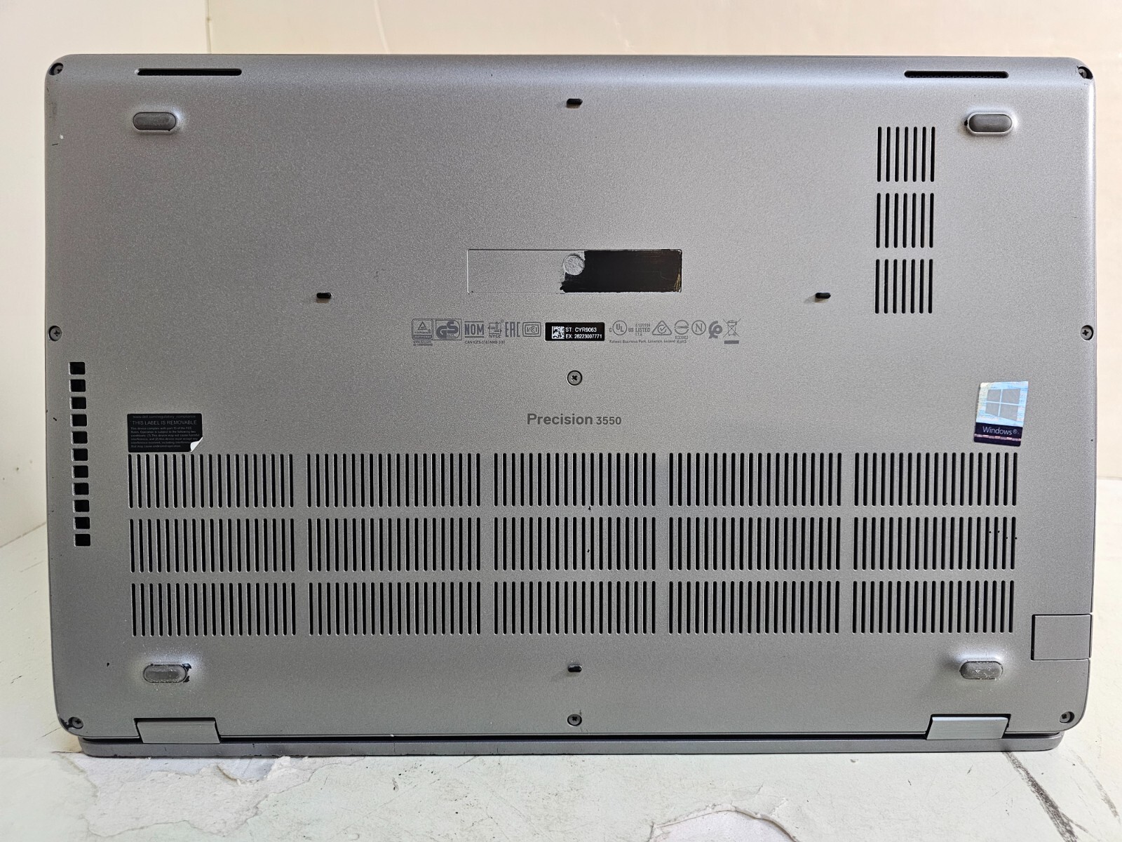 Dell Precision 3550 Laptop – 1.7 GHz i5-10310U 8GB 256GB SSD Webcam 15.6″