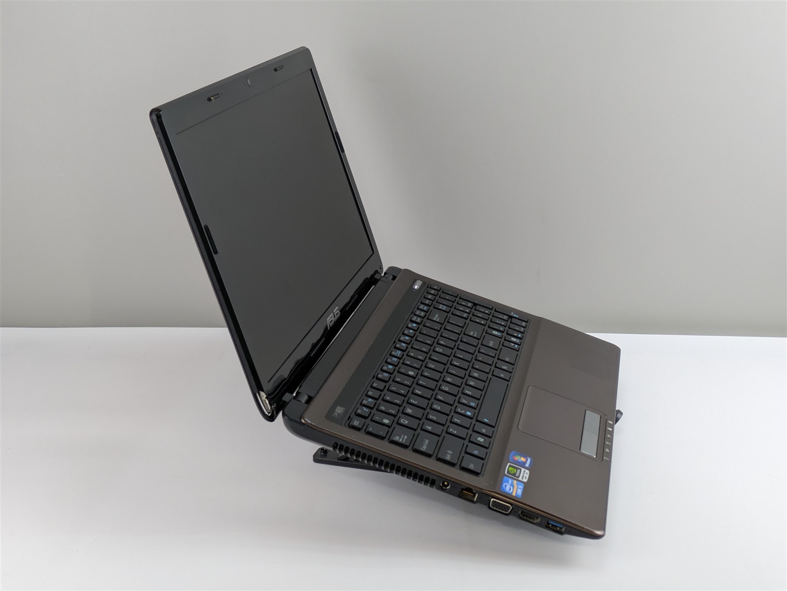 Asus X53SV-SX587V i5-2430M 6GB RAM 640GB HDD 15.6″ GT 540M W10P Laptop