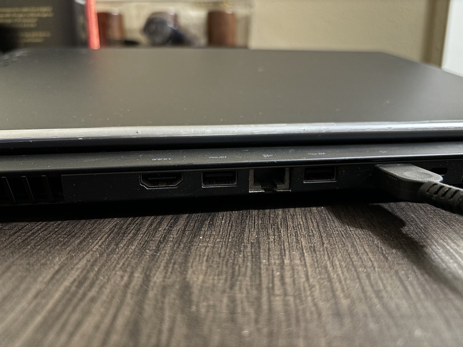 Lenovo Legion 7i 15IMH05 15.6″ (2TB SSD, Intel Core i7 10th Gen., 5.00GHz, 16GB)