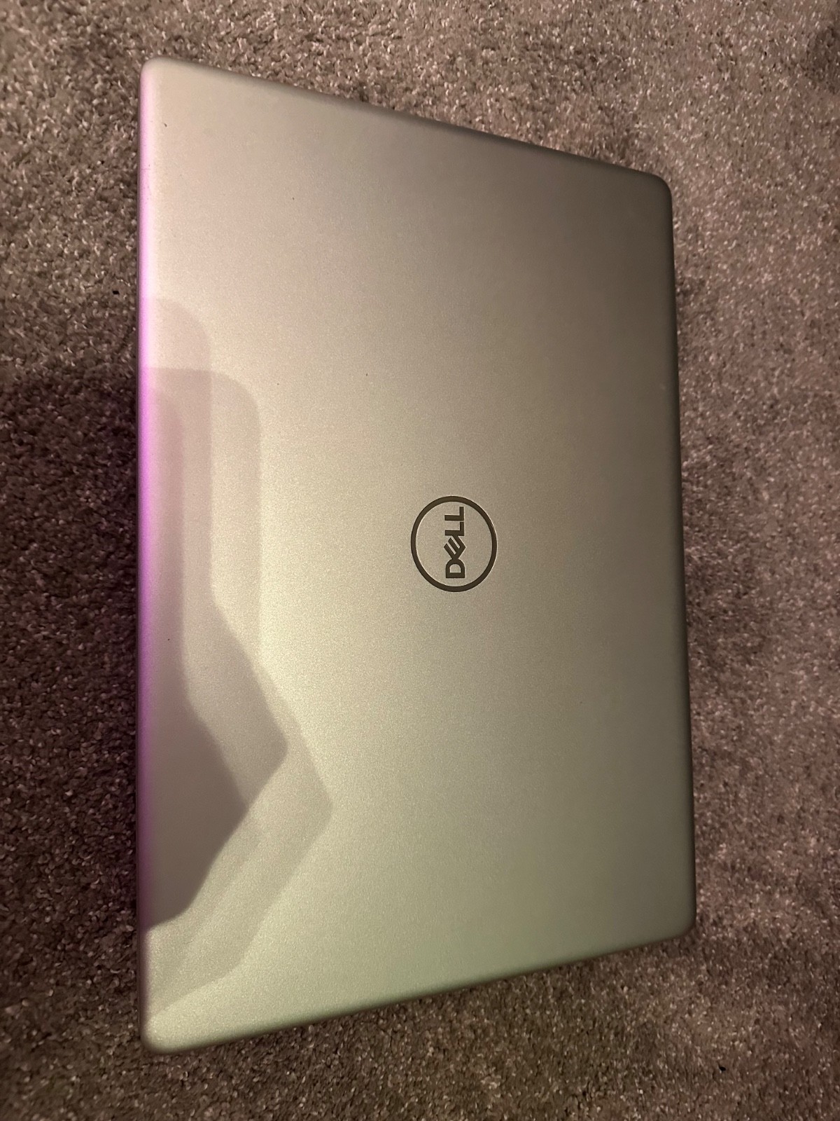 Dell Inspiron 15 5593 15.6 inch (512GB, Intel Core i7 10th Gen., 1.30GHz, 8GB)