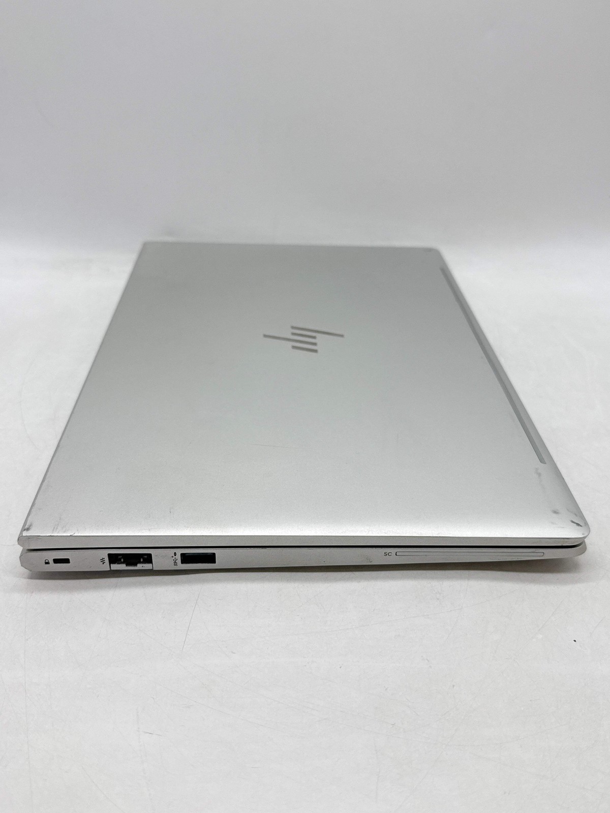 HP EliteBook 640 G10 14.0″ FHD Touch Core i5-1335U 1.30GHz 256GB SSD 8GB RAM