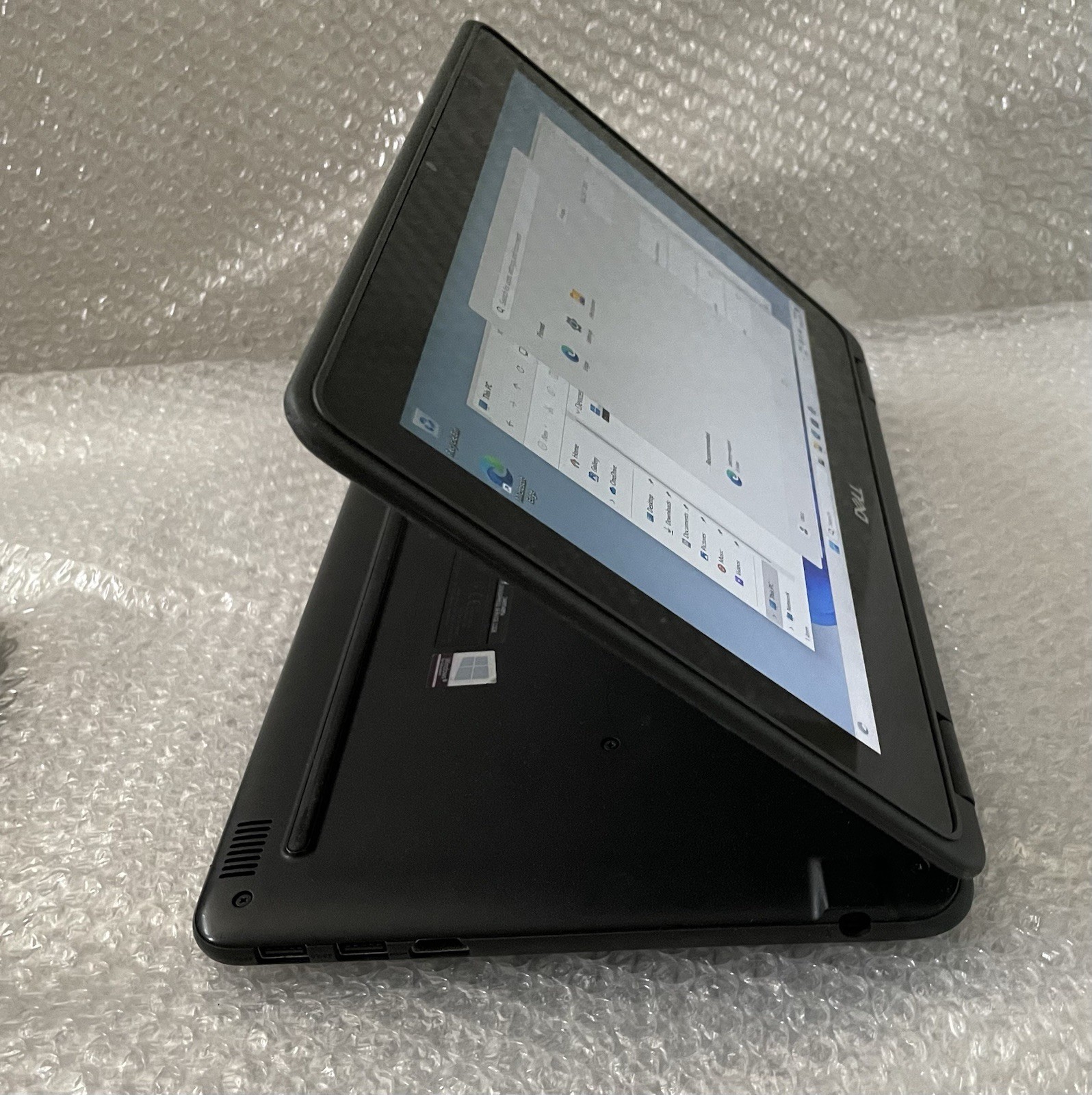 DELL Latitude 3190 Laptop 2in1 11.6″ Intel N5030 8GB RAM 256 GB SSD HDMI Windows