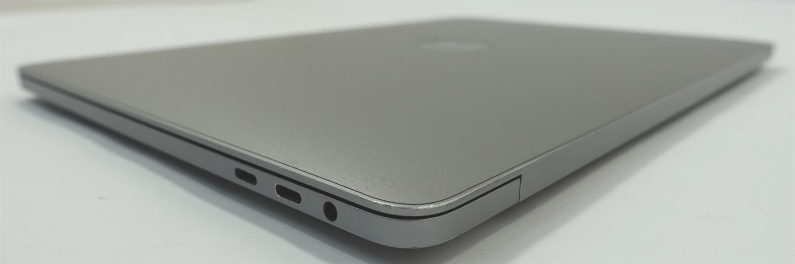 Apple MacBook Pro 2020 A2251 13.3″ Retina i5-1038NG7 2GHz 16GB 512GB