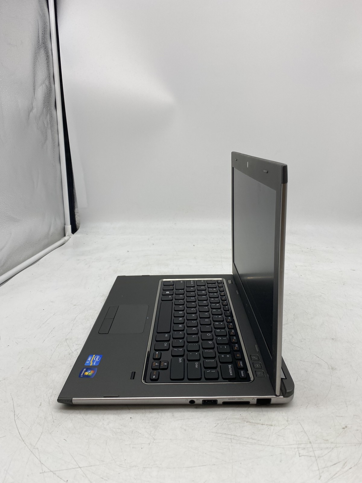Dell Vostro 3360 Laptop Intel Core i3 3217U 1.8GHz 4GB RAM 500GB HDD W10P