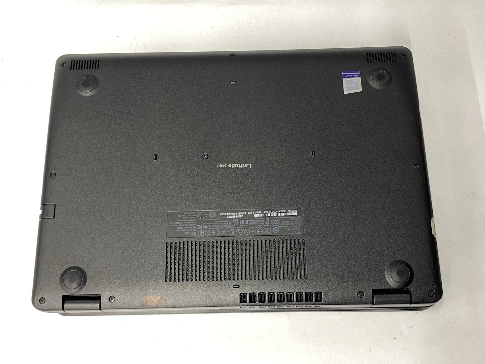 Lot of (3) Dell Latitude 3490 – FHD – i5-8250u – No RAM/SSD/OS – READ
