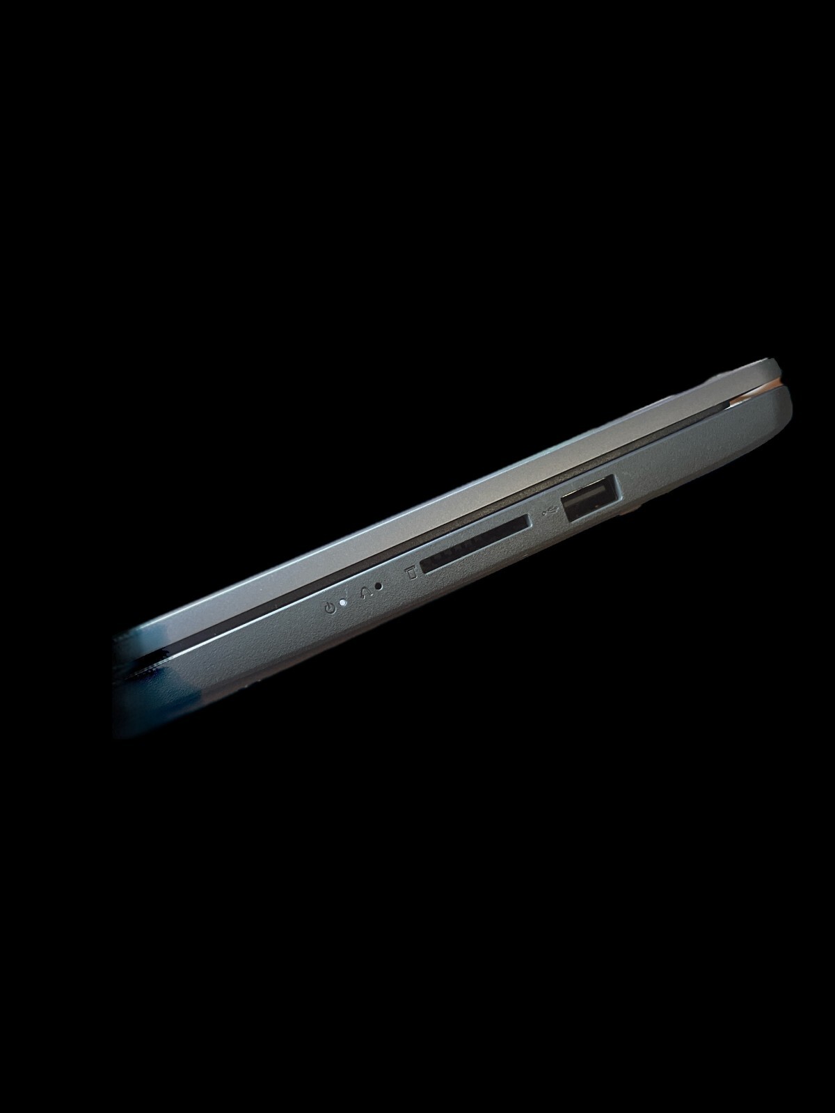 Lenovo IdeaPad i7 11th Generation 1165G7 2.8GHZ 36 GB RAM 64-bit Operating Sys.