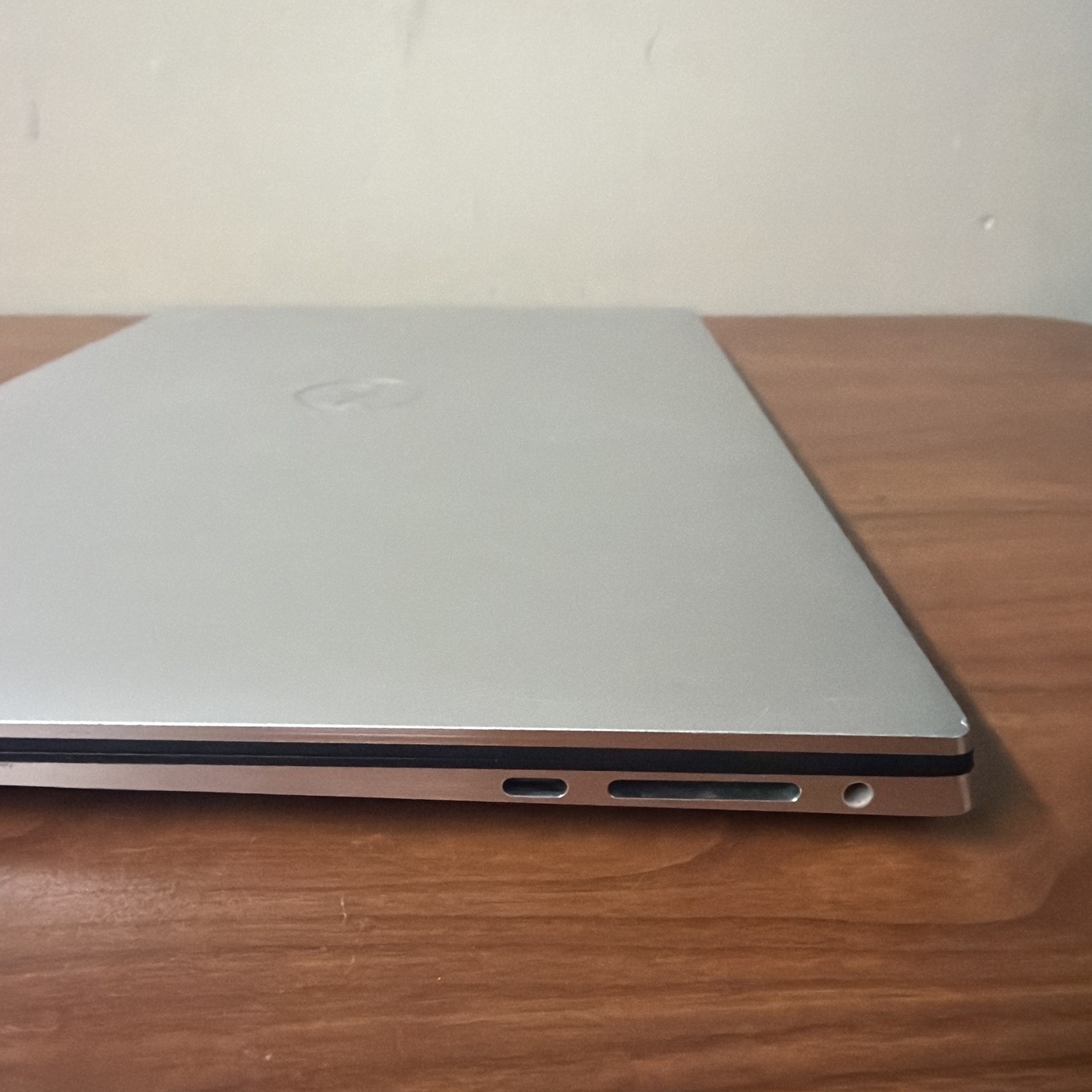 Touchscreen Dell XPS 15 9500 i9-10885H 32GB Ram 512Gb SSD |NVIDIA GTX 1650 Ti 4K