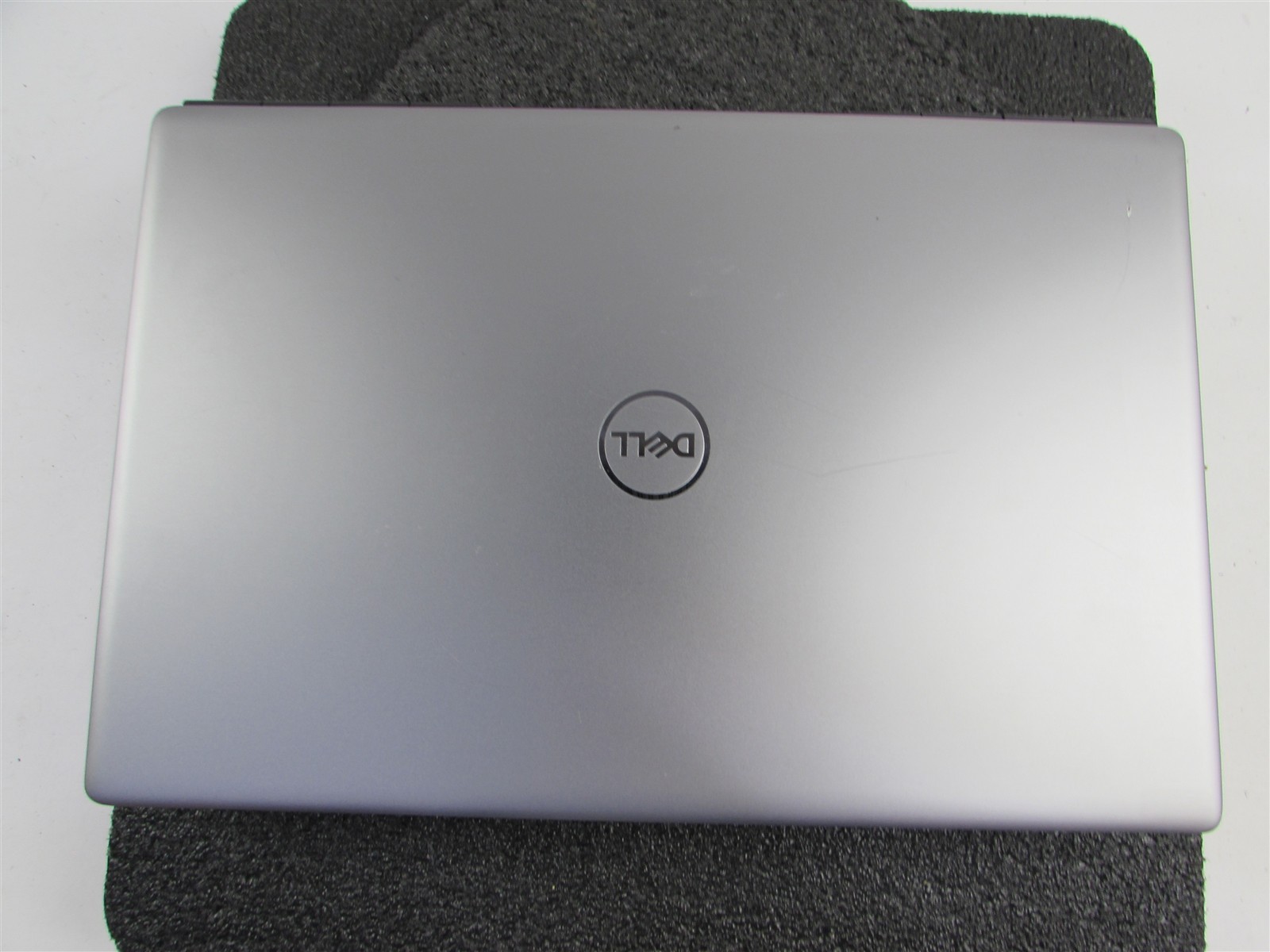 DELL PRECISION 7750 FHD CORE I7-10875H 512GB SSD 64GB RAM NVIDIA RTX 4000 WIN 11