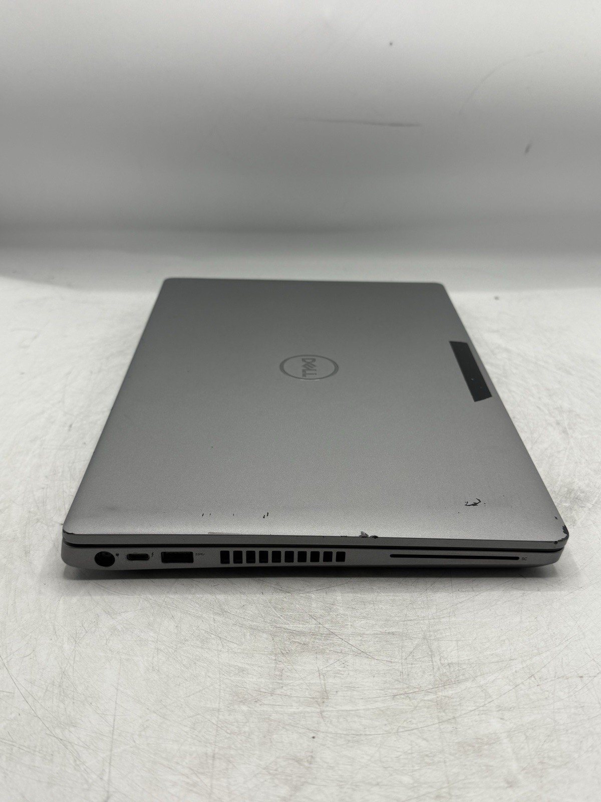 Dell Latitude 5411 14” FHD i5-10400H 2.60GHz 8GB READ