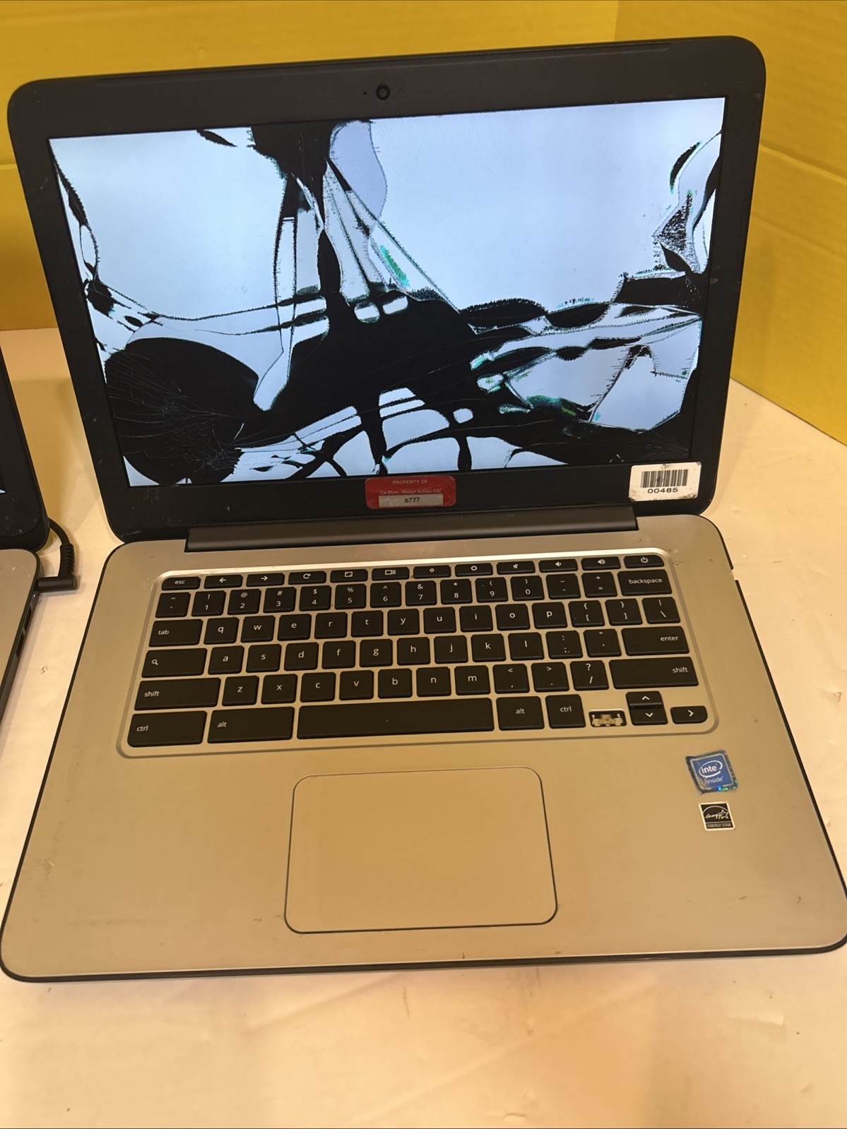 Lot of 2 HP Chromebook 14 G4 14″ For Parts / Repair