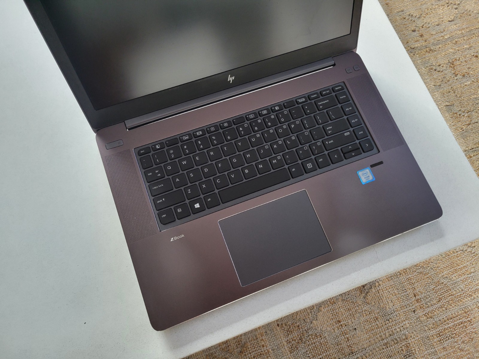 HP ZBook Studio 15 G4 Xeon E3-1535M, 32GB RAM, Quadro M1200, 1TB 990 Pro M2