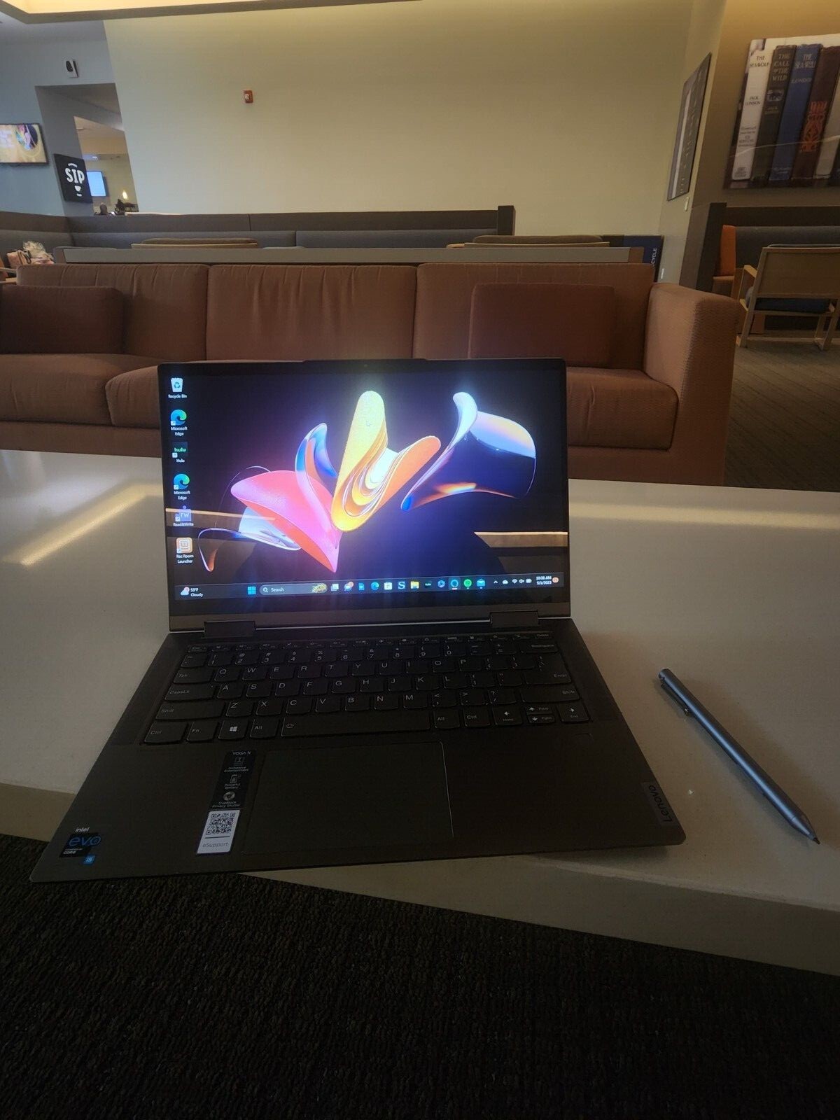 lenovo yoga 7i 14itl5