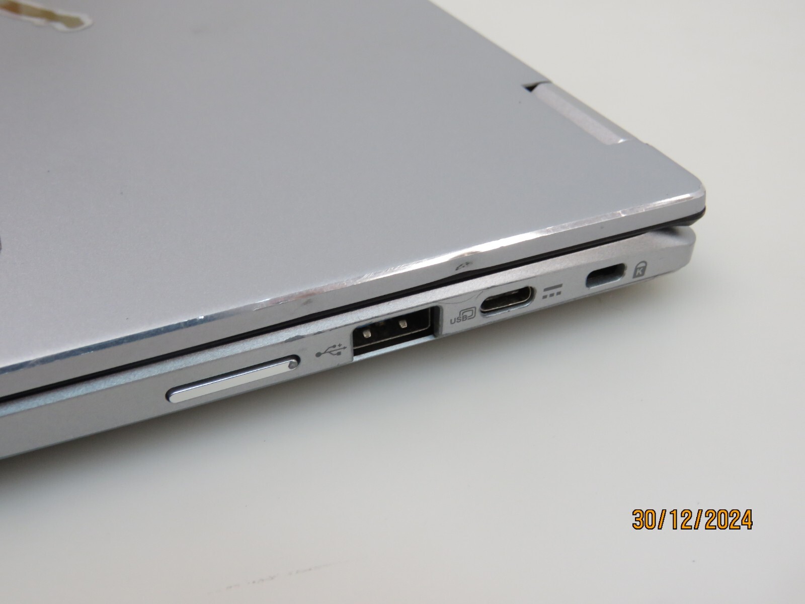 Acer CP514-1H-R3VR Spin 514 Chromebook 14″ AMD Ryzen R3 4GB RAM 64GB EMMC [BM1]