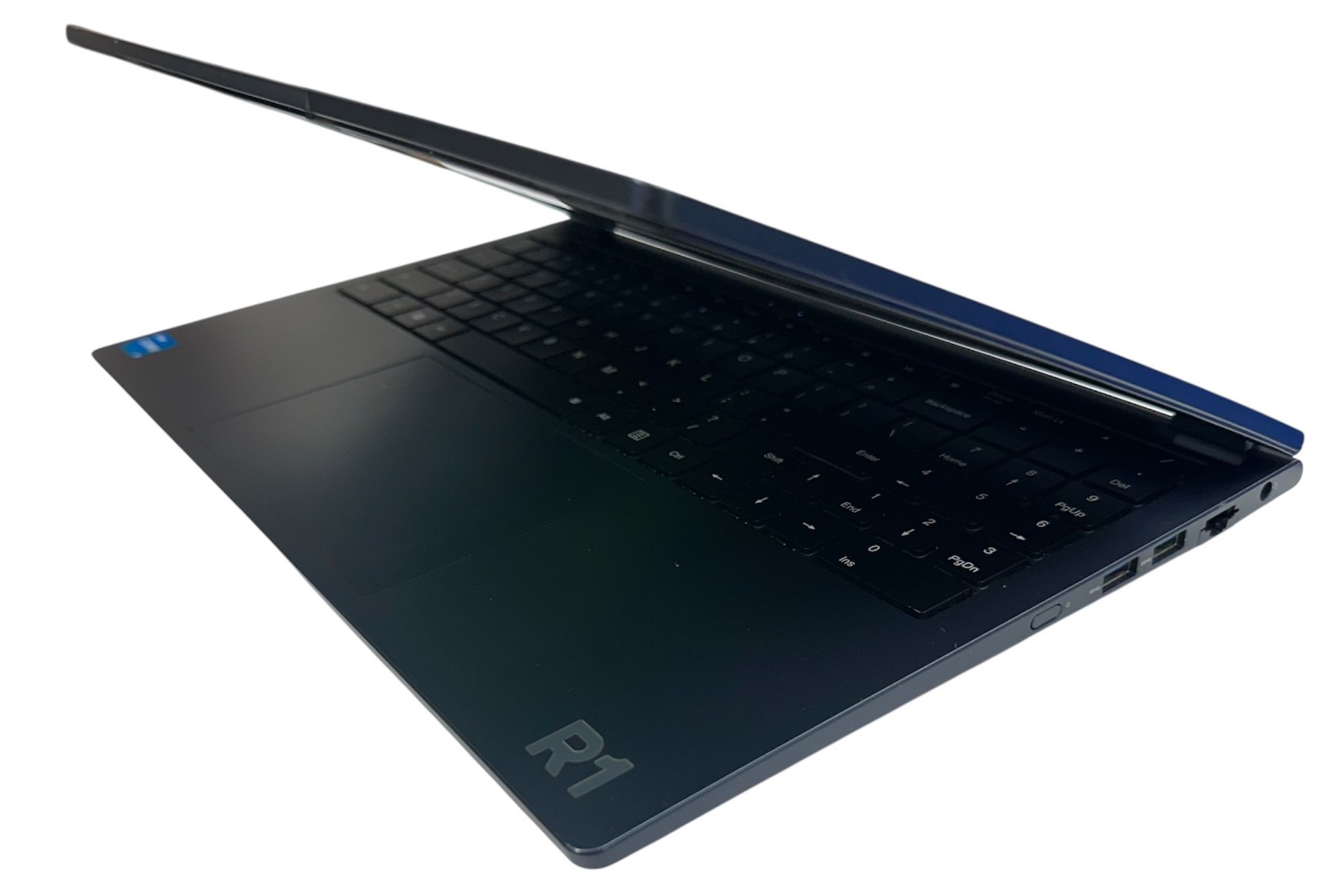 TheYeti R1 2-in-1 Laptop 15.6″ 1TB 16GB
