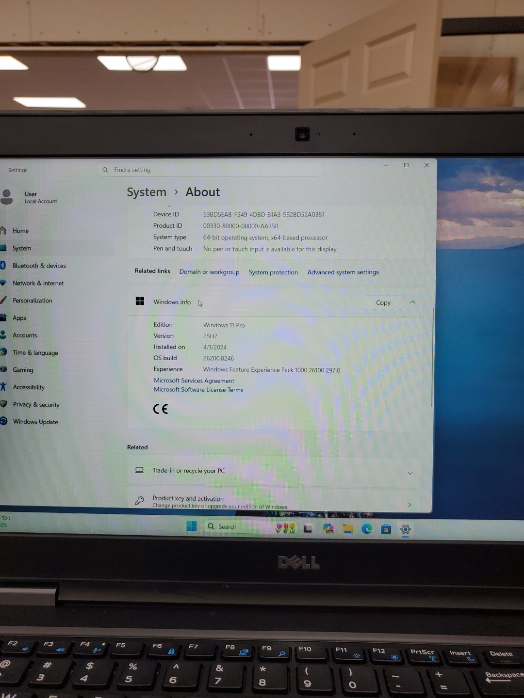 Dell Latitude E5550 500GB SSD, i5-5300U 2.2GHz, 8GB Ram) Laptop 050526-1