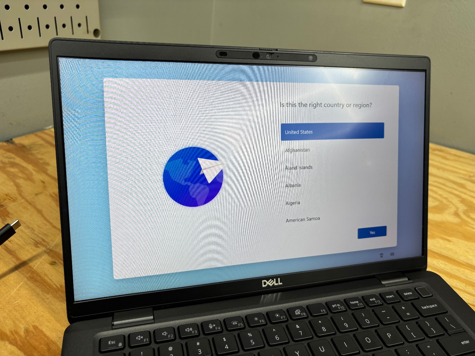 Dell Latitude 7420 14″ i5-1145G7 vPro 16GB 256GB SSD Win11 Pro Laptop Charger