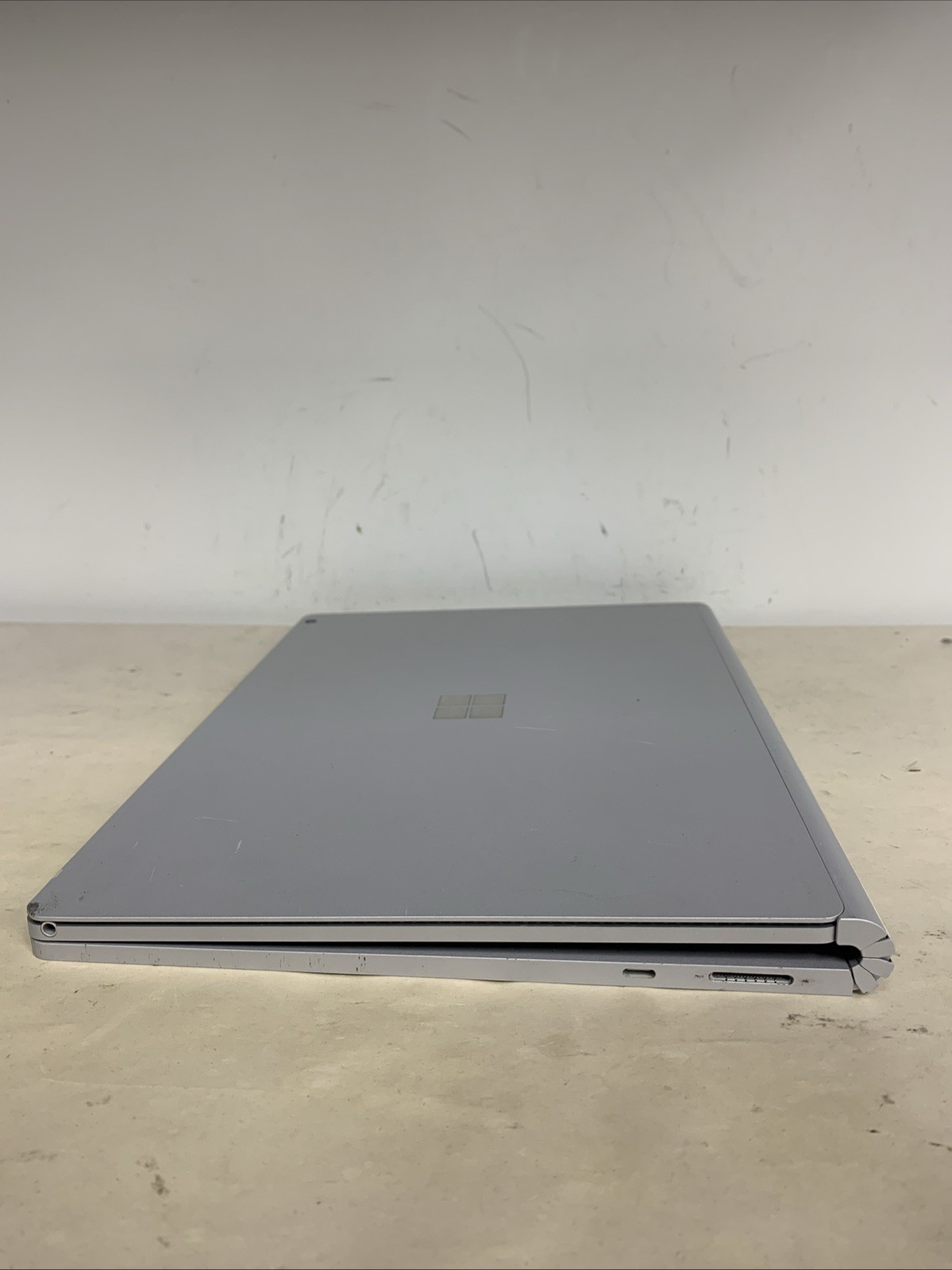 Microsoft Surface Book 2 i5-8350U 8GB RAM 256GB SSD Win11 Pro