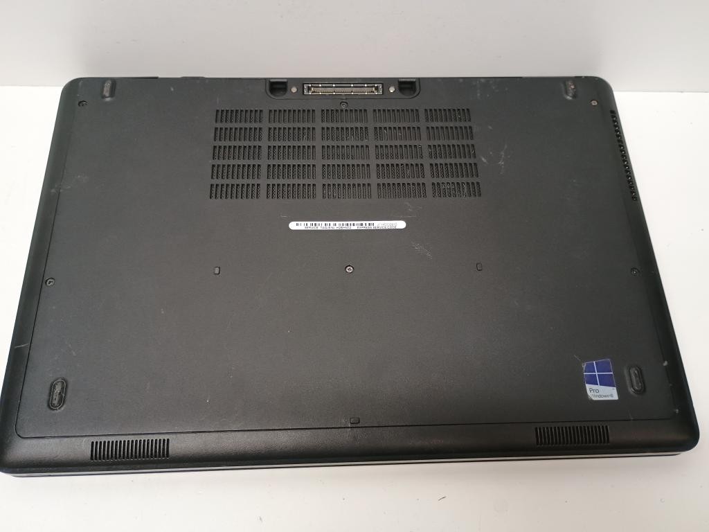 DELL COMPUTER INSPIRON 15W10 8GBR 224GB HD W/CHARGER (P05025353)