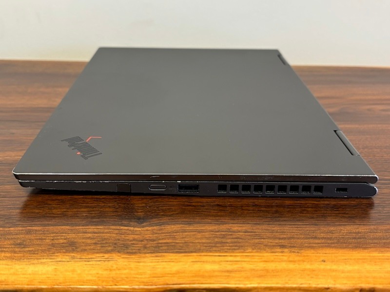 Lenovo ThinkPad X1 Yoga Gen 5 14″ Touch i5-10310U 1.7GHz 16GB 256GB SSD Win11P