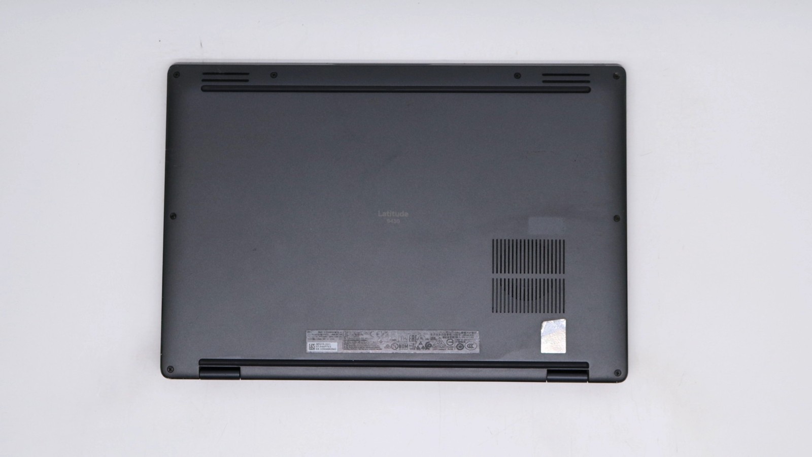 Dell Latitude 9430 14″ i7-1265u 32GB 1TB – Good
