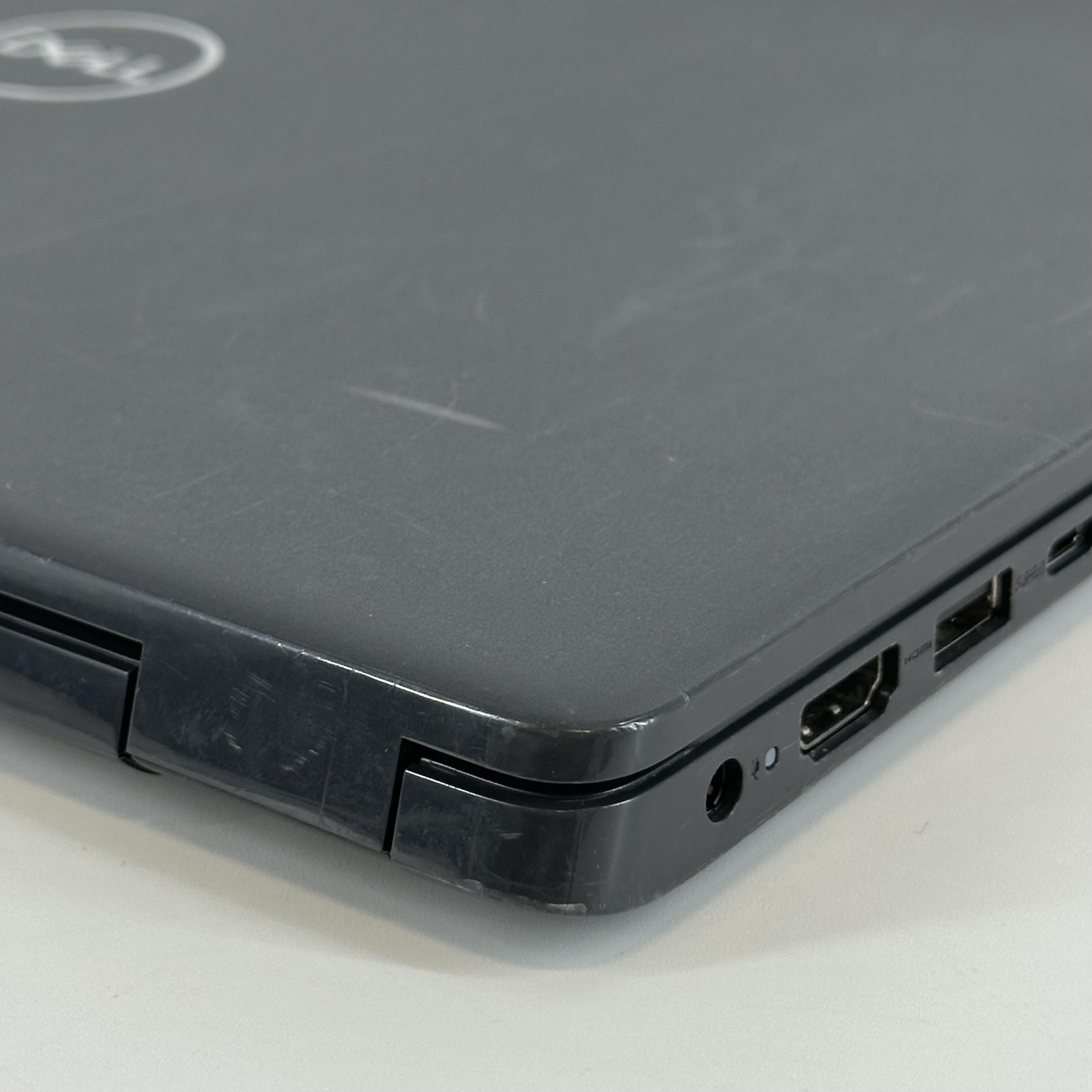 Dell Latitude 3410 14 Gray FHD i7-10510U 1.80GHz 16GB 512GB SSD Good