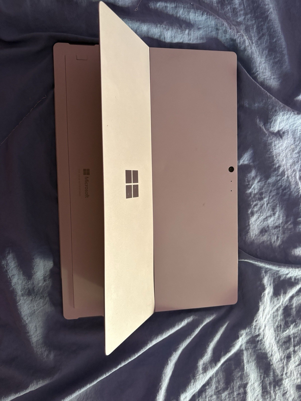 Microsoft Surface Pro 4 Intel Core i7-6650U CPU @ 2.20GHz 16GB RAM 256GB SSD