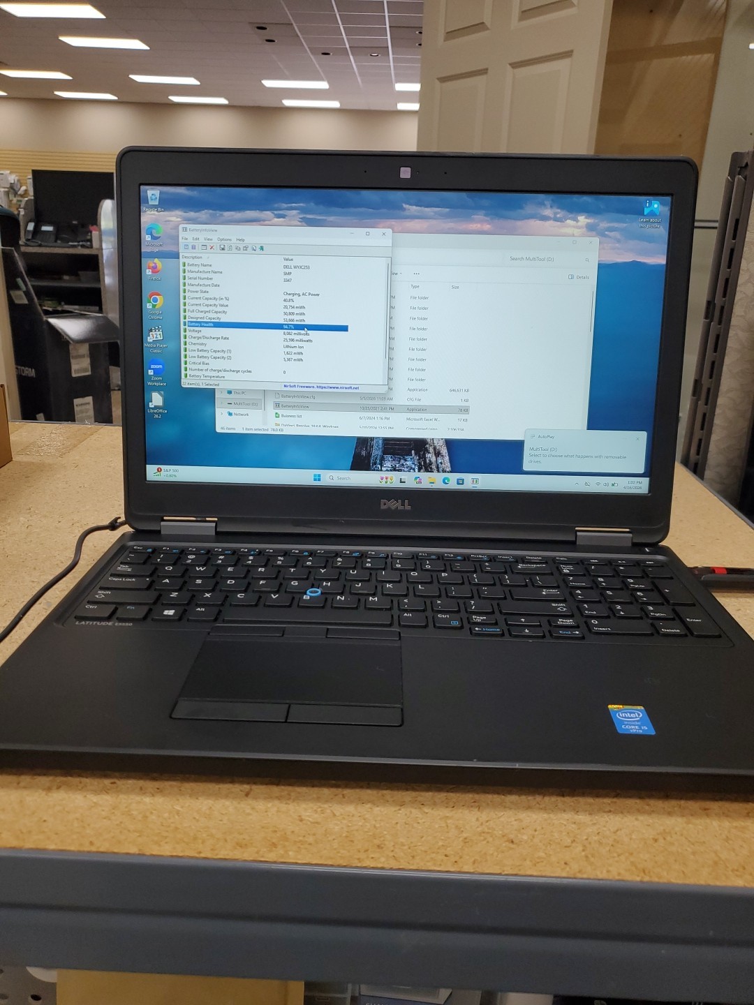 Dell Latitude E5550 500GB SSD, i5-5300U 2.2GHz, 8GB Ram) Laptop 050526-1
