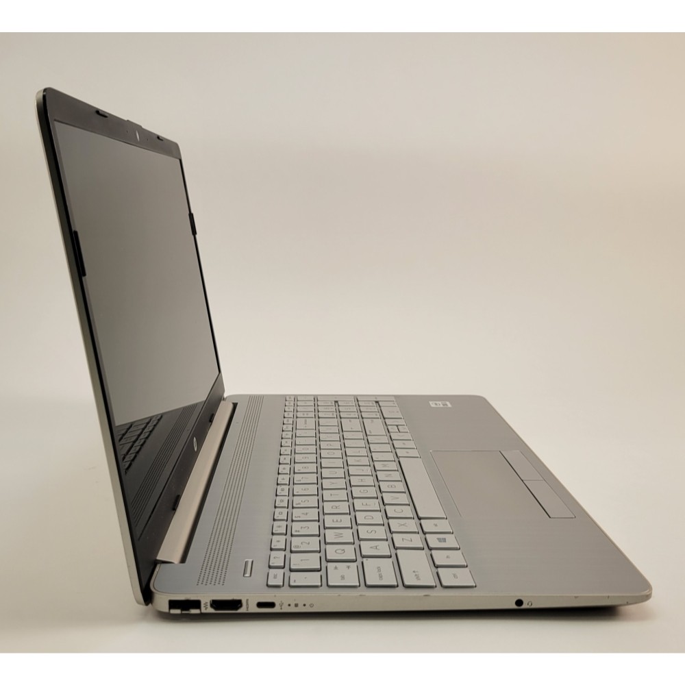 HP 15-dw2632cl 15.6″, i3-1005G1 -16GB DDR4- 512GB SSD