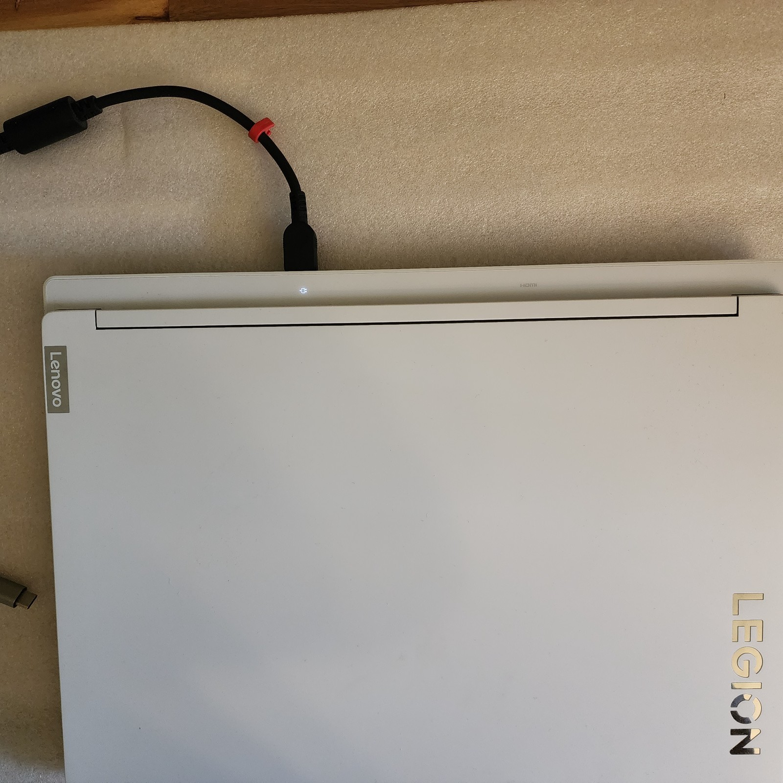 *MINT* Lenovo Legion 7 16IRX9 16″ i7-14700HX 16GB 1TB SSD RTX 4060 Laptop