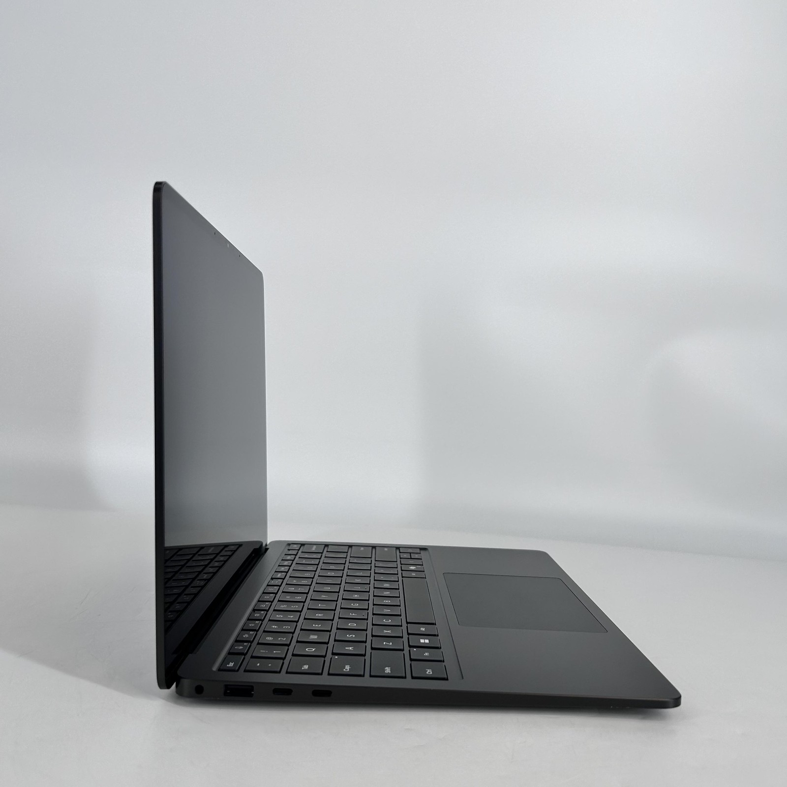 Microsoft Surface Laptop 7 13.8 2K TOUCH 2.2 GHz Ultra 7 268V 32GB 1TB SSD