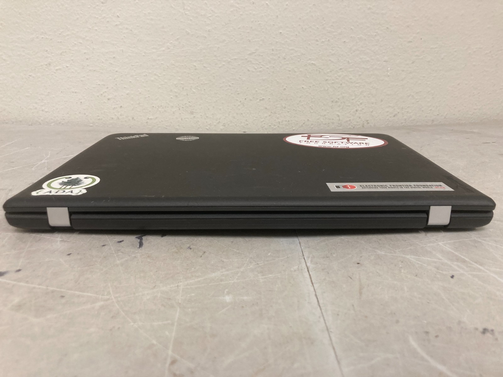 Lenovo ThinkPad E550 15″ Laptop Intel Core – Boots, Battery Error