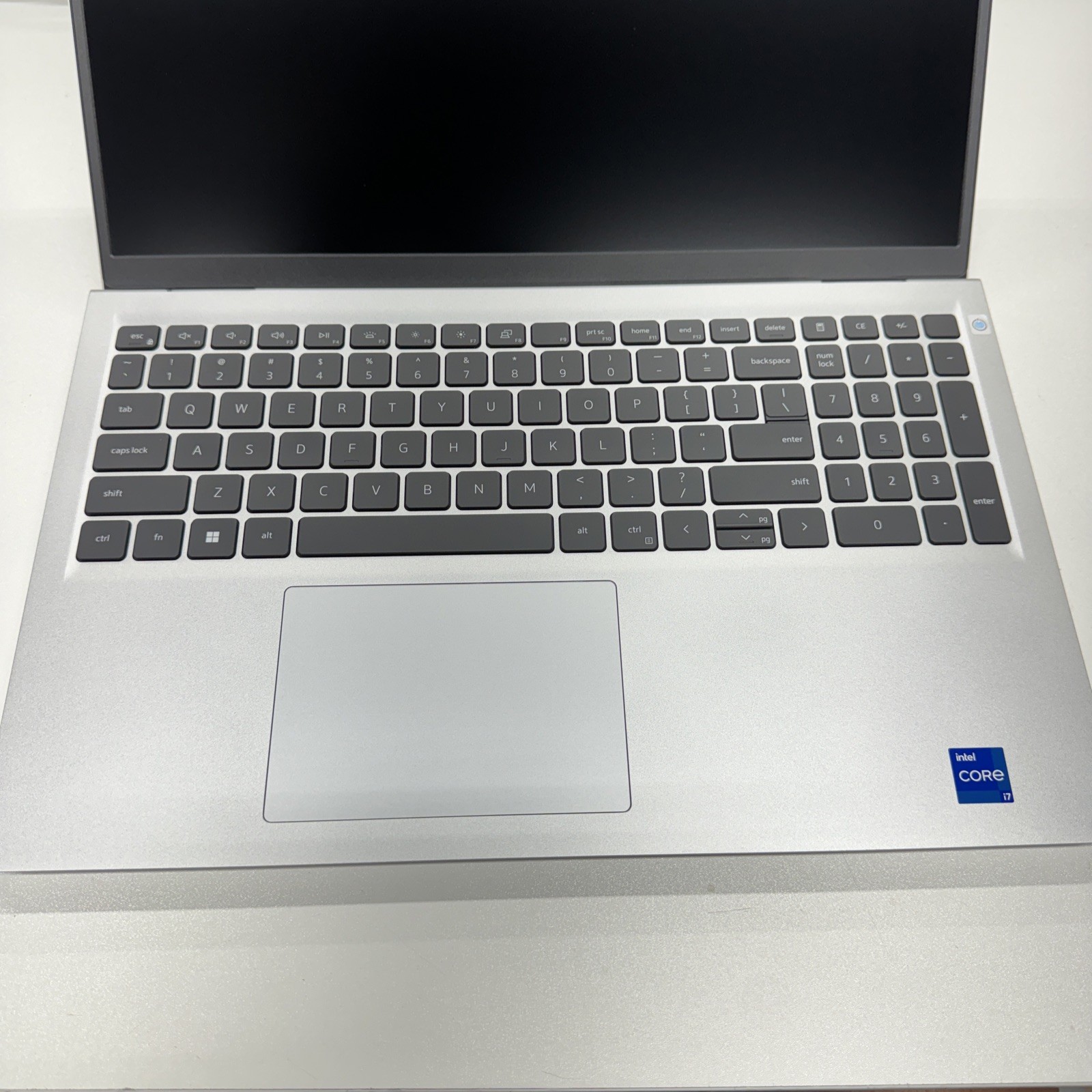 Dell 15. DC15250 P112F011. Used!