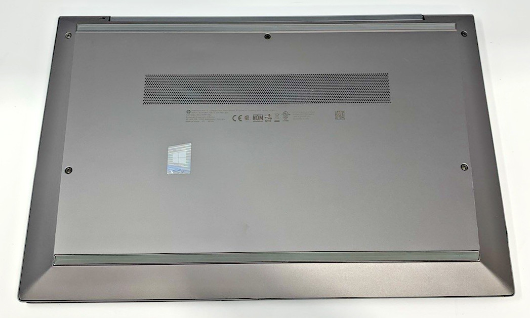 HP Zbook Firefly 15 G8 15.6″ i5-1145G7 2.60GHz 256GB SSD 8GB DDR4 Gray Fair/SEE