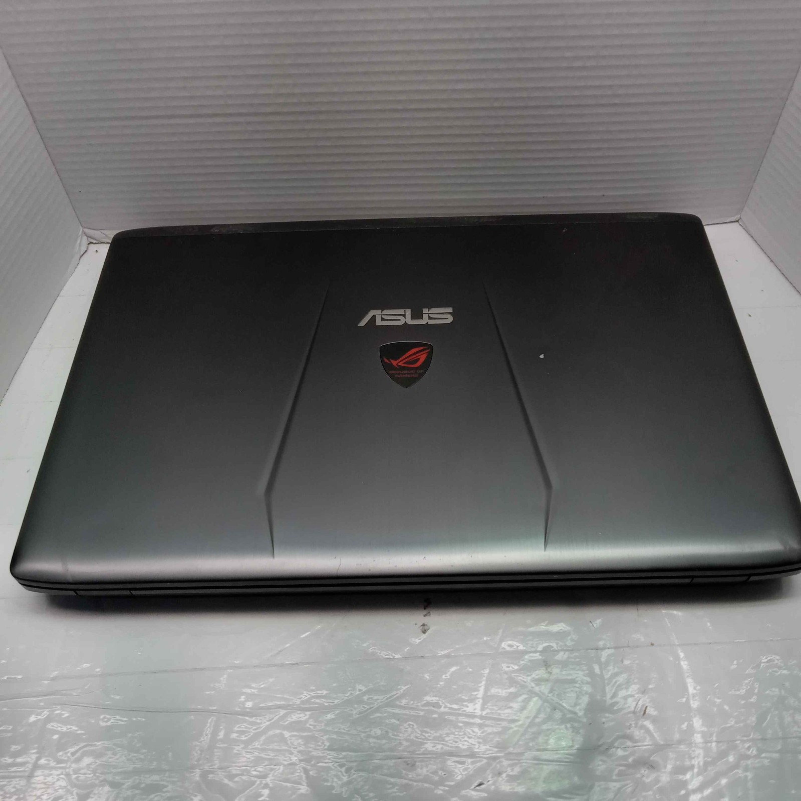 ASUS ROG GL752V Gaming Laptop i7-6700HQ 8GB RAM GTX 960m No HDD – BROKEN READ ^