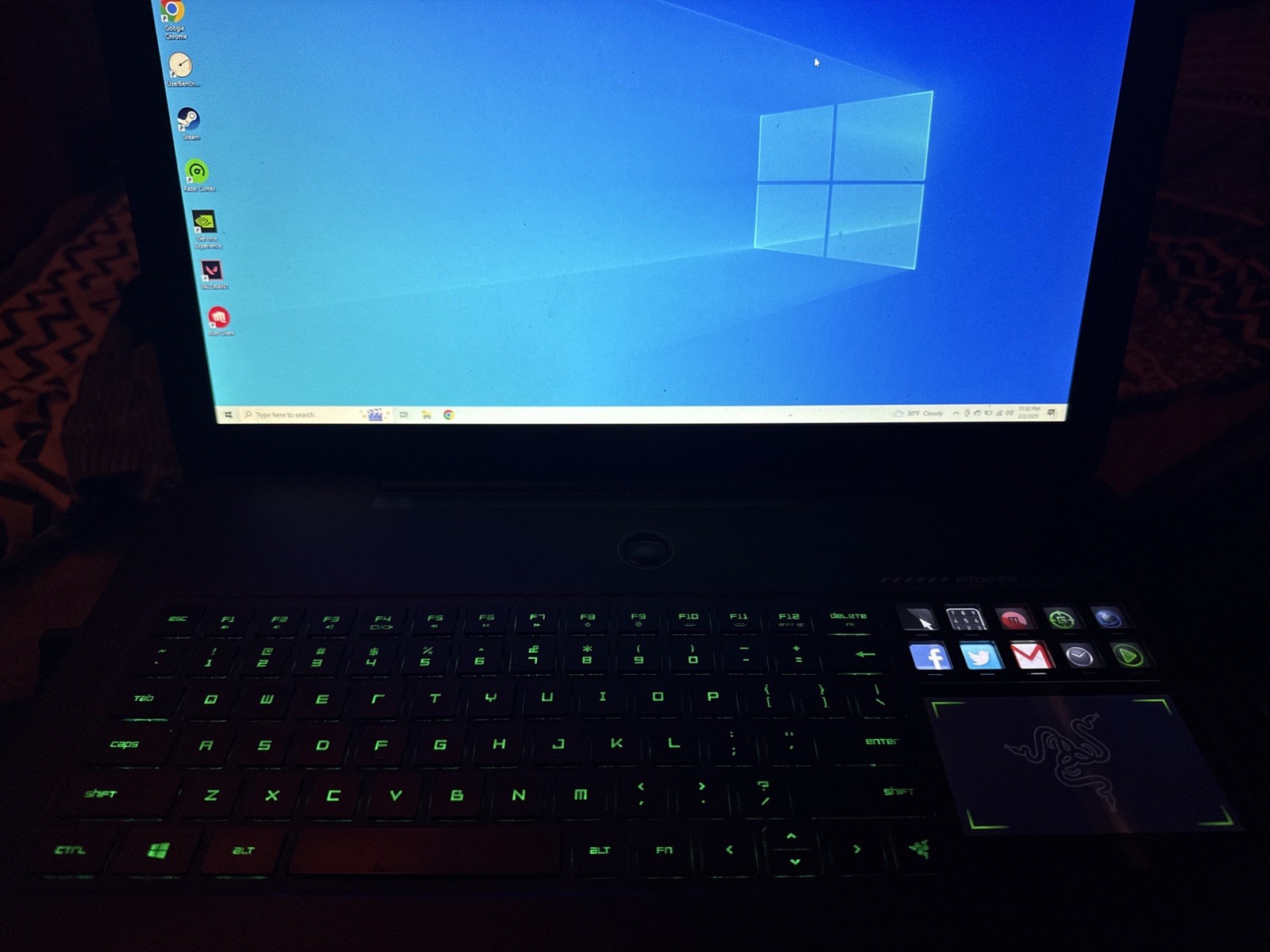 2014 Razer Blade Pro with display trackpad