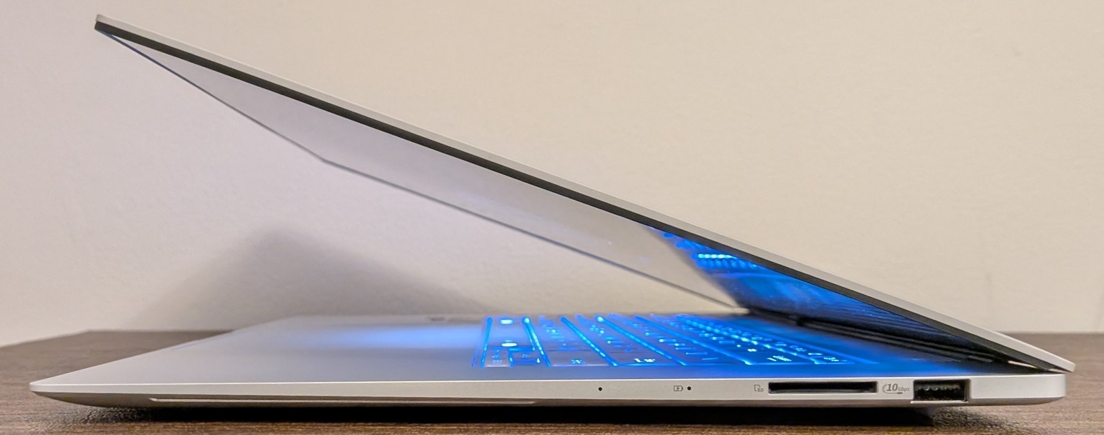 ASUS Zenbook S 16 3K 120Hz OLED Touch (Ryzen AI 9 365, 24GB RAM, 1TB SSD) White