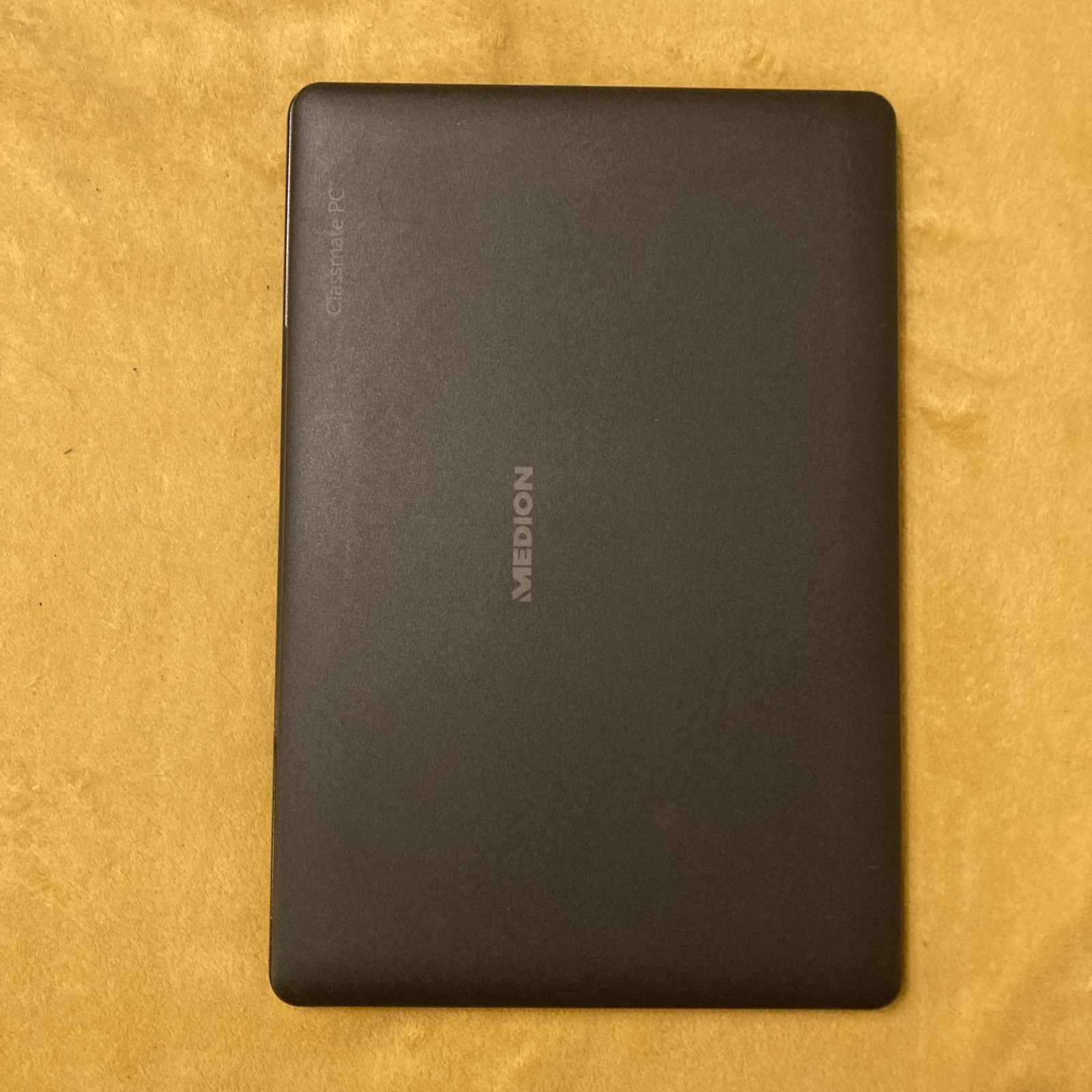 Medion Akoya E14409 14 inch Intel Core i3-1005G1 CPU, 8GB DDR4 Ram, 265GB SSD