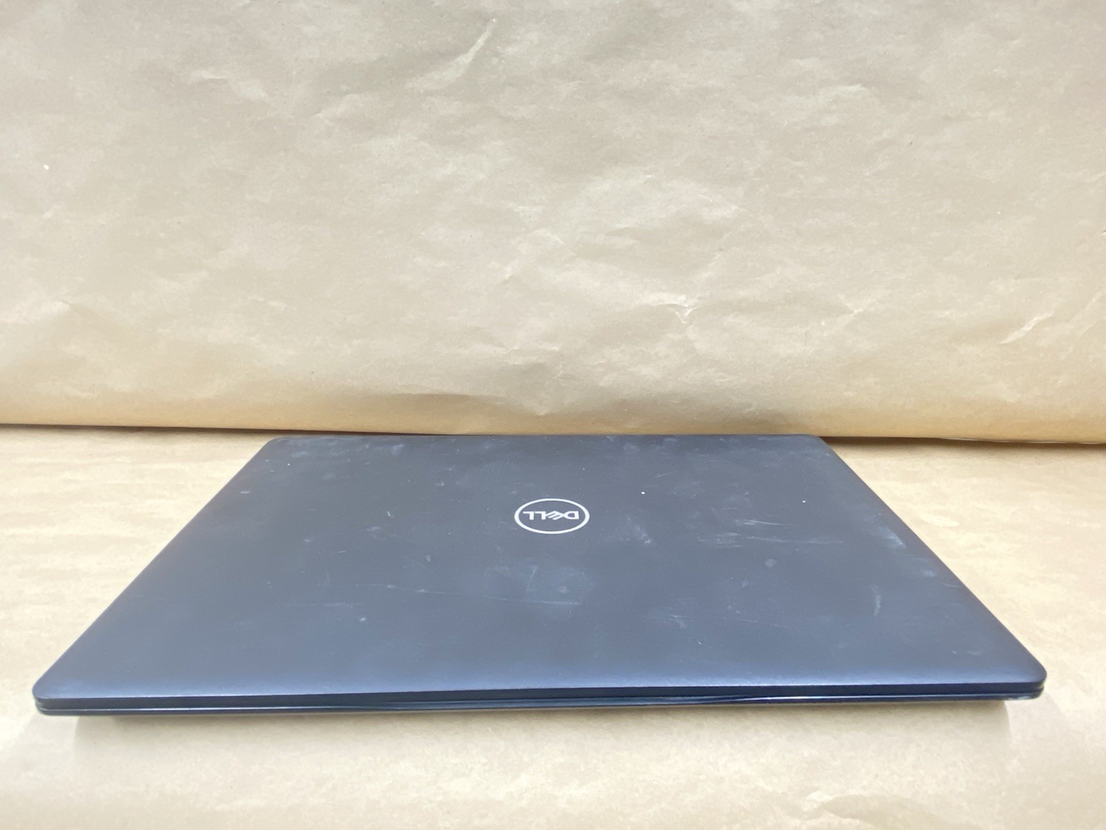 Dell Latitude 3590 – 15.5″ HD – i5-8250U – 8GB – 256GB SSD – Win 10 Pro – READ