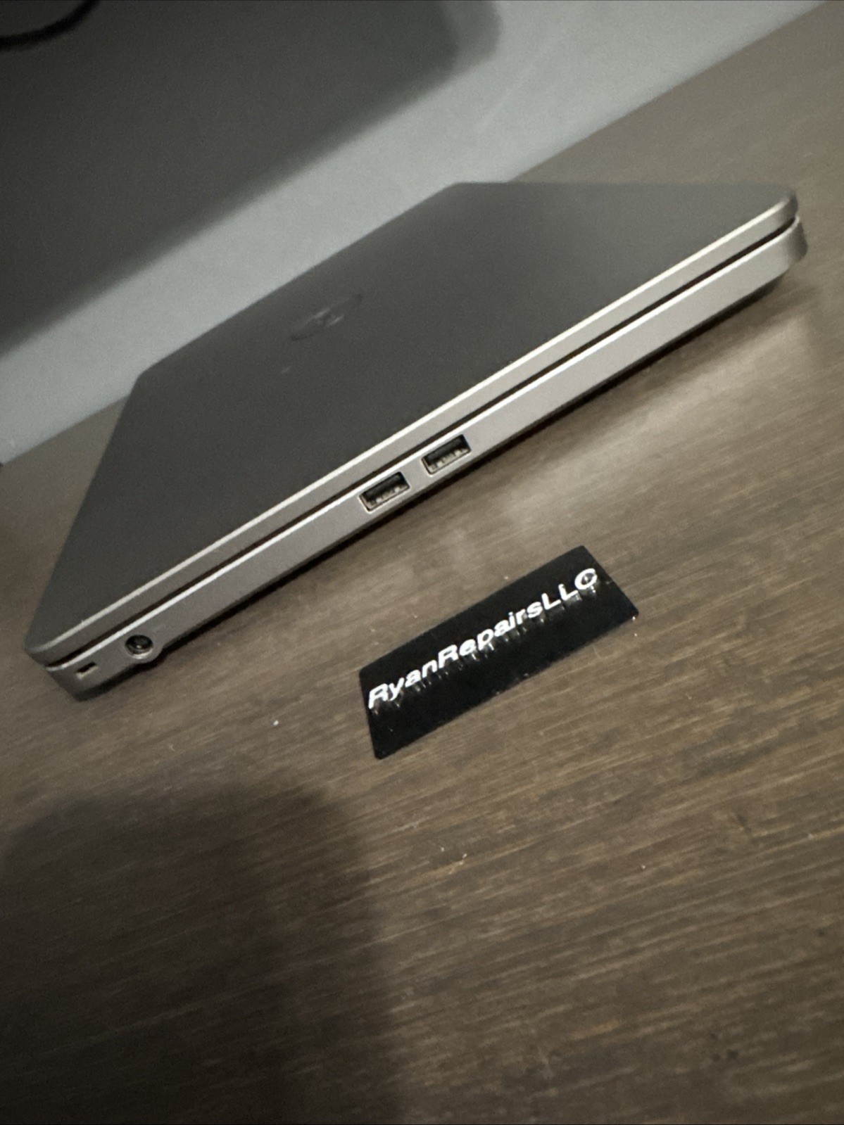 Dell Inspiron 7537 i5-4210U 6GB RAM NO HDD 15.6″ 1368×768 W11P (READ)