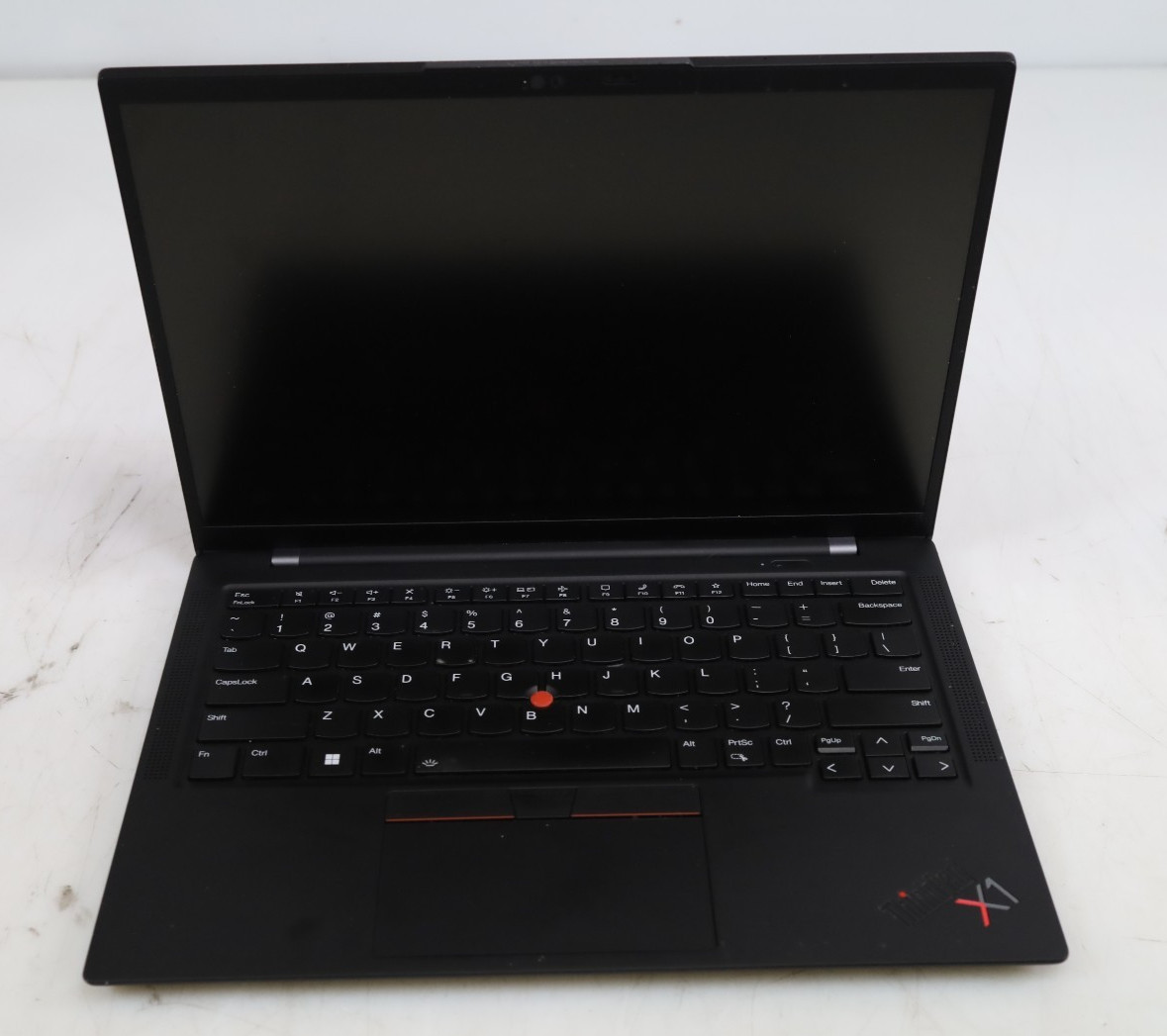 Lenovo ThinkPad X1 Carbon G10 14″ Touchscreen 32GB LPDDR5 No HDD COA OS