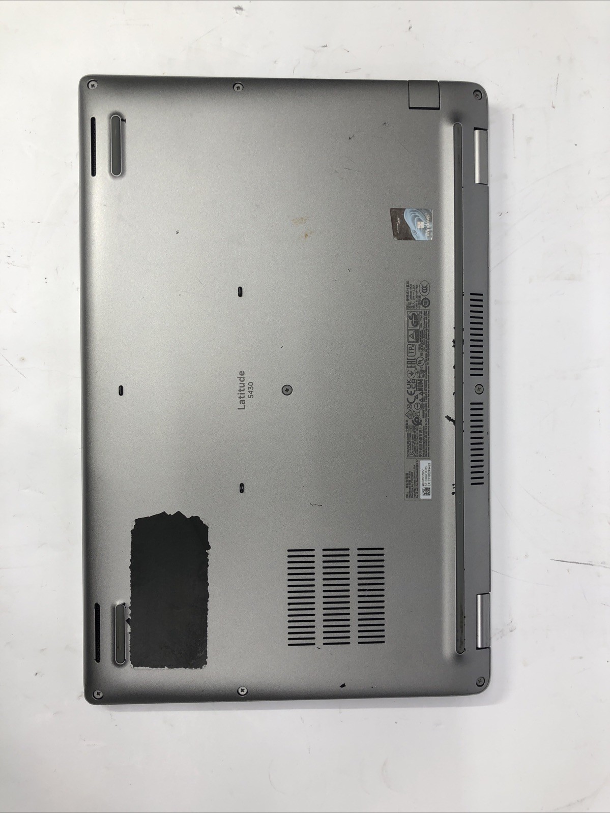 Dell Latitude 3430, Intel Core i5-1235U @1.30Ghz, NO RAM, NO SSD/OS, FOR PARTS