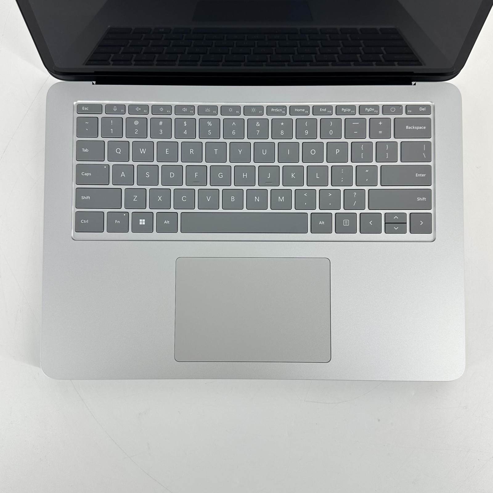 Microsoft Surface Laptop Studio 2 14 2K TOUCH 2.9GHz i7-13800H 64GB 1TB RTX 4060
