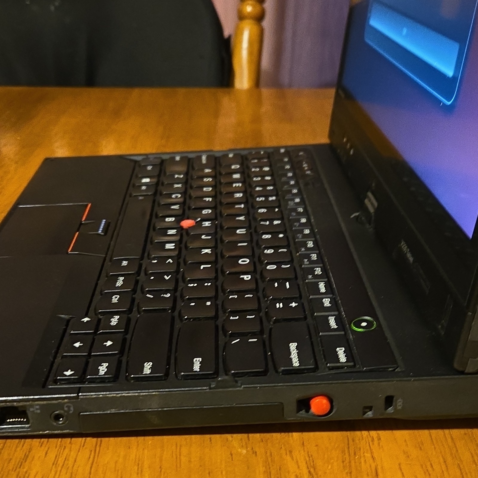 Lenovo ThinkPad X230 12.5″ i5-3320M 2.60GHz 16GB No Storage Coreboot/Heads Black