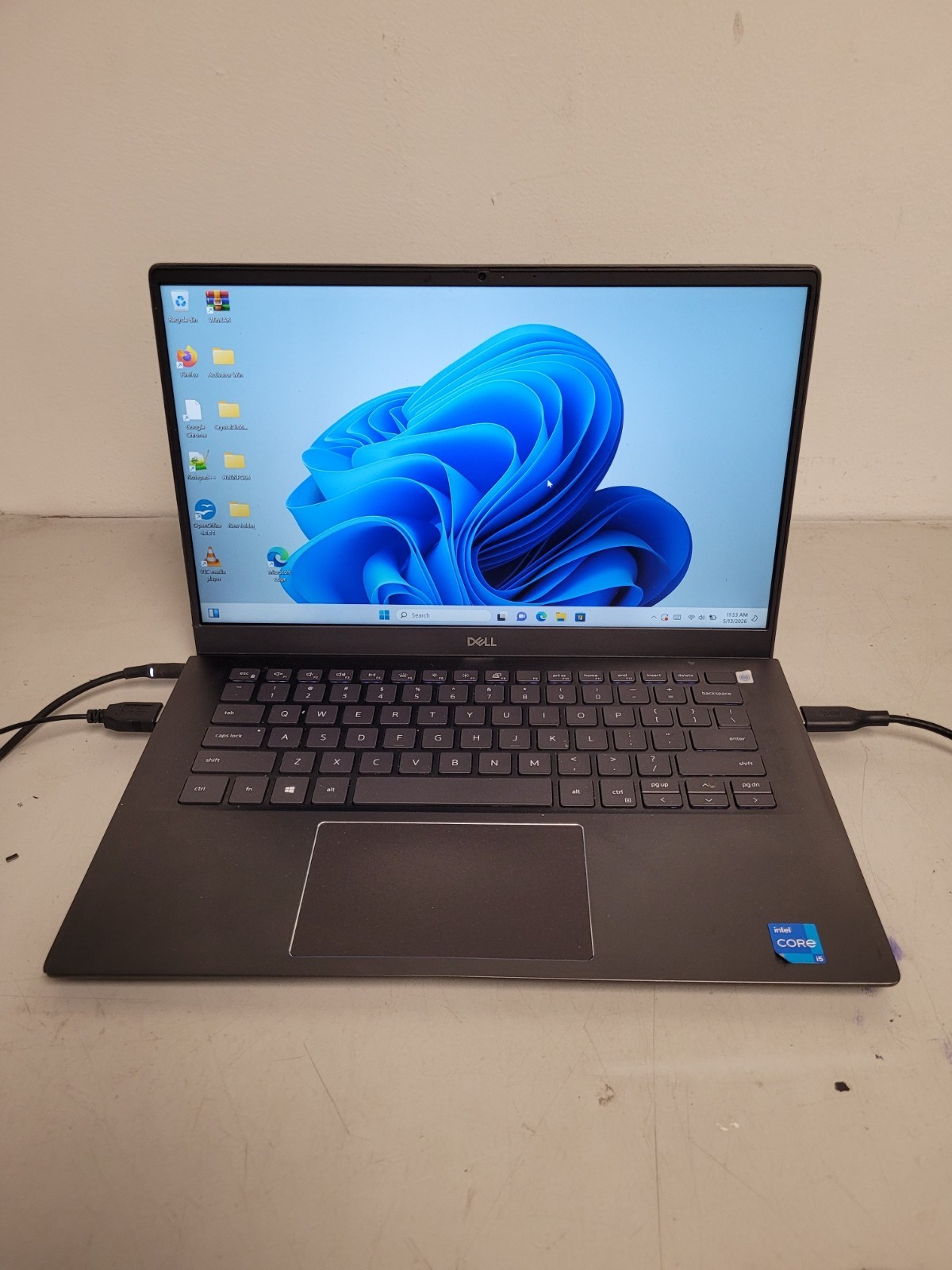 Dell vostro 5402 14″ i5-1135G7 2.4ghz 8gb ram no ssd*for parts READ 9LNVP93