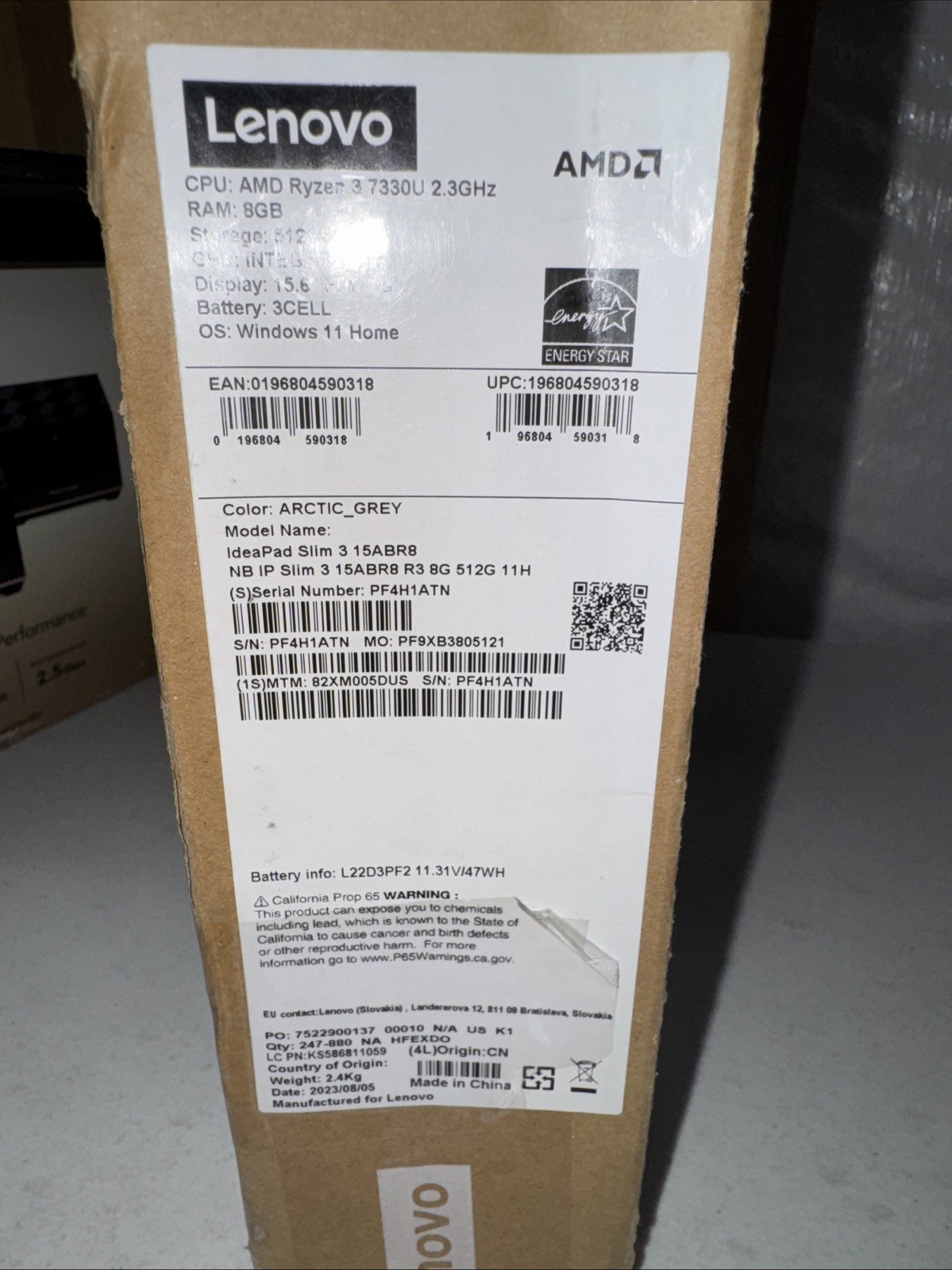 Lenovo IdeaPad Slim 3 Laptop 15.6″ FHD LED Ryzen 3 7330U 512GB SSD, 8 GB RAM