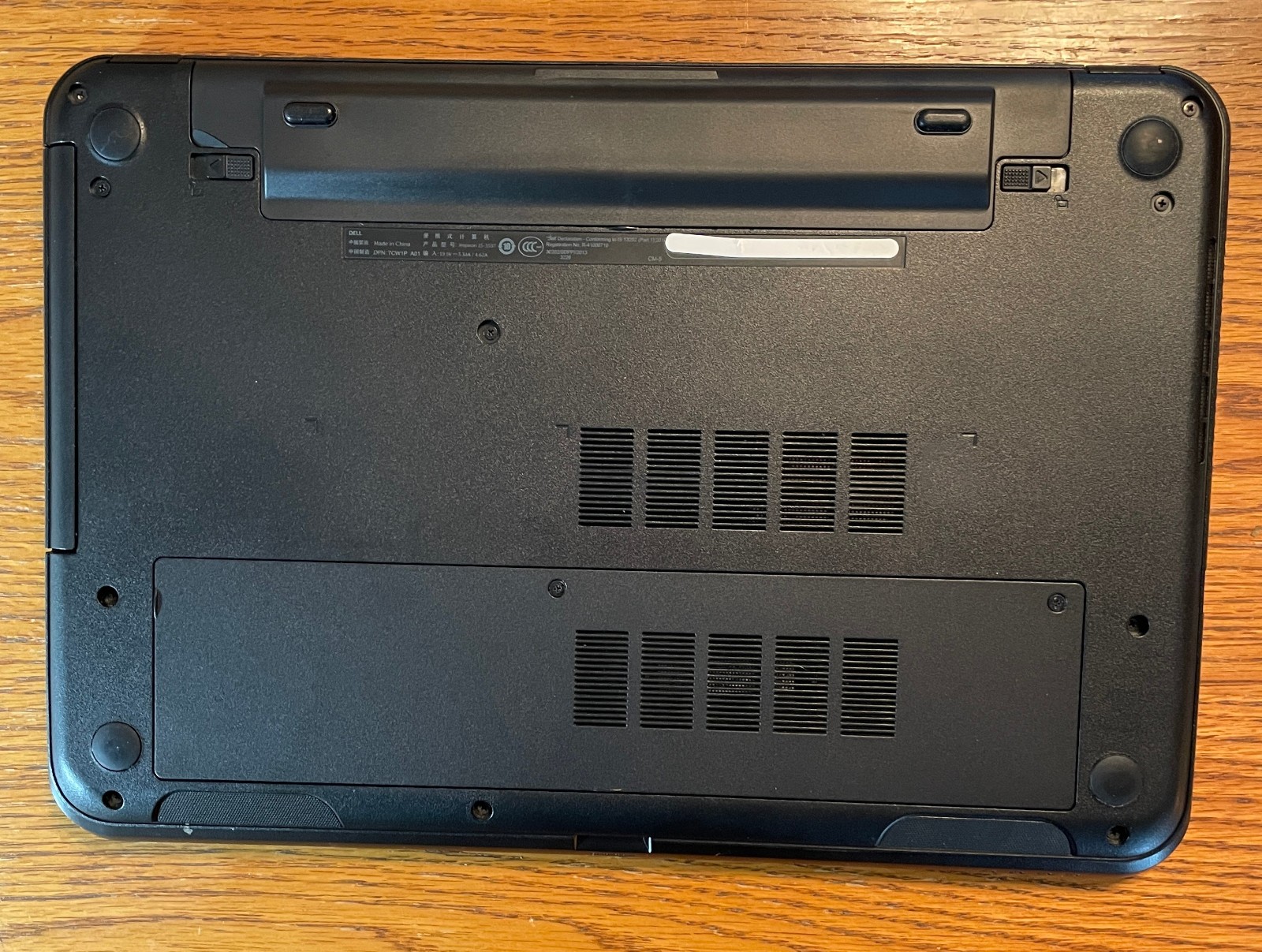 DELL INSPIRON 15-3537 Laptop *TOUCH* 15″ i3 256gb+1tb Linux Mint 22.3-extras-2