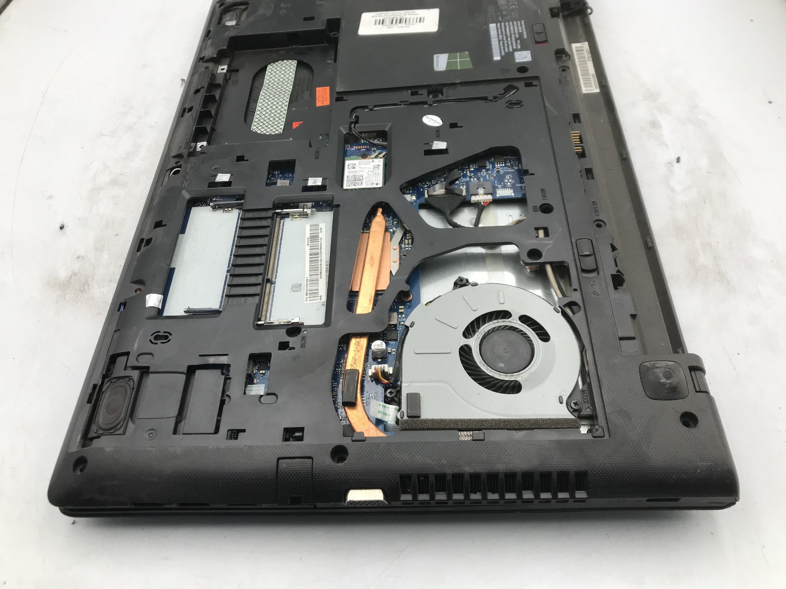 LENOVO G50 80 – FOR PARTS/REPAIR – INTEL I3 4TH GEN – NO RAM – BAD LCD -READ- BB